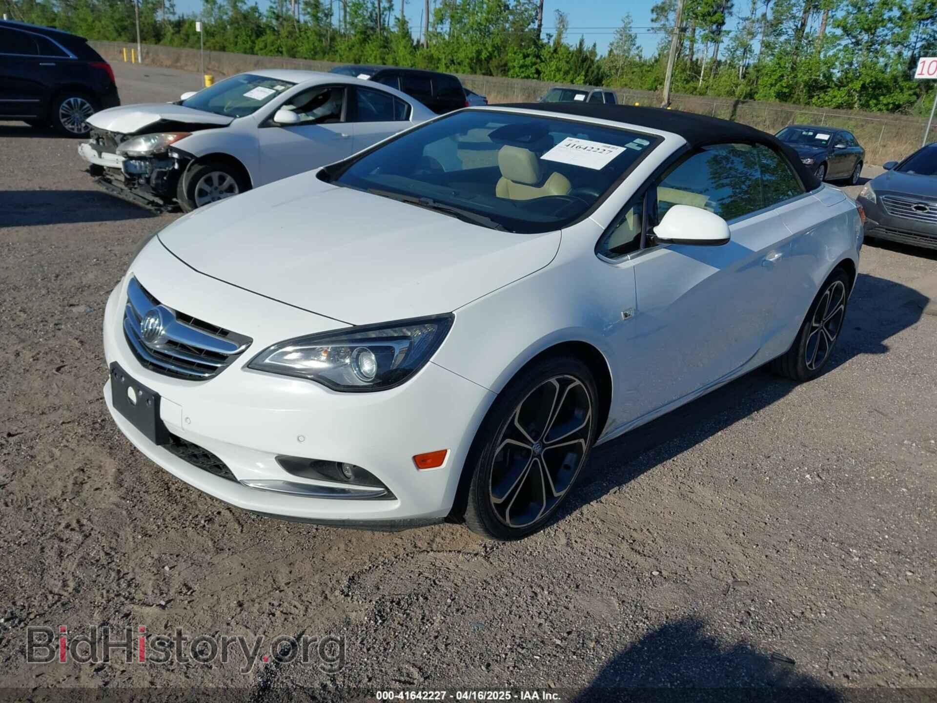 2016 BUICK CASCADA - VIN: W04WT3N58GG066069 - Photo 2