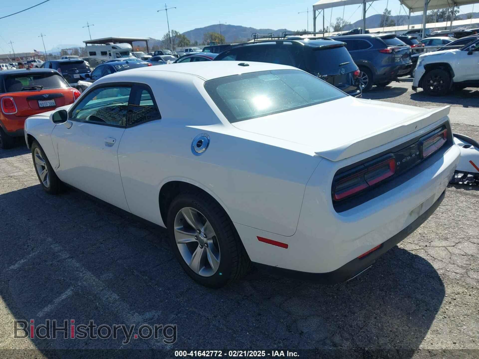 2018 DODGE CHALLENGER - VIN: 2C3CDZAG4JH317735 - Фото 3