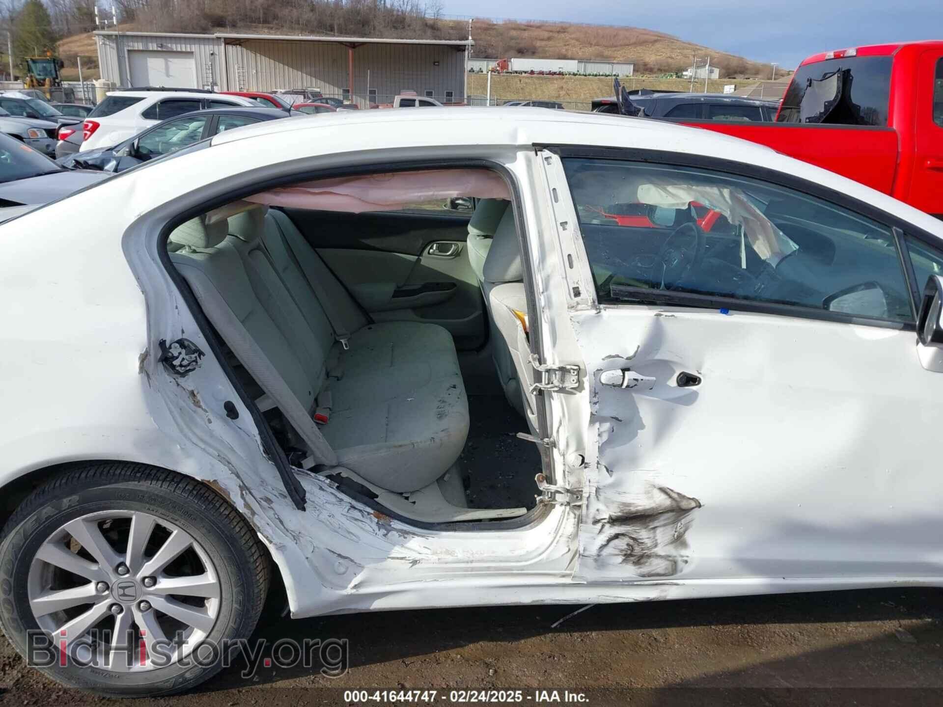 2012 HONDA CIVIC - VIN: 2HGFB2F83CH607671 - Фото 6