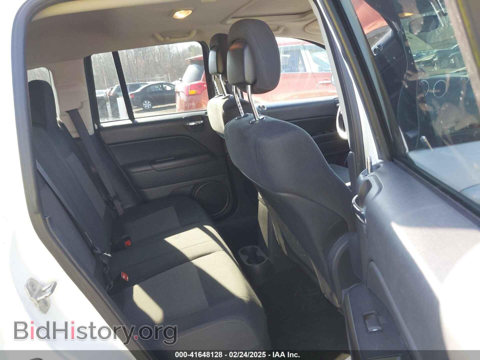 2012 JEEP COMPASS - VIN: 1C4NJDEB3CD514491 - Photo 8