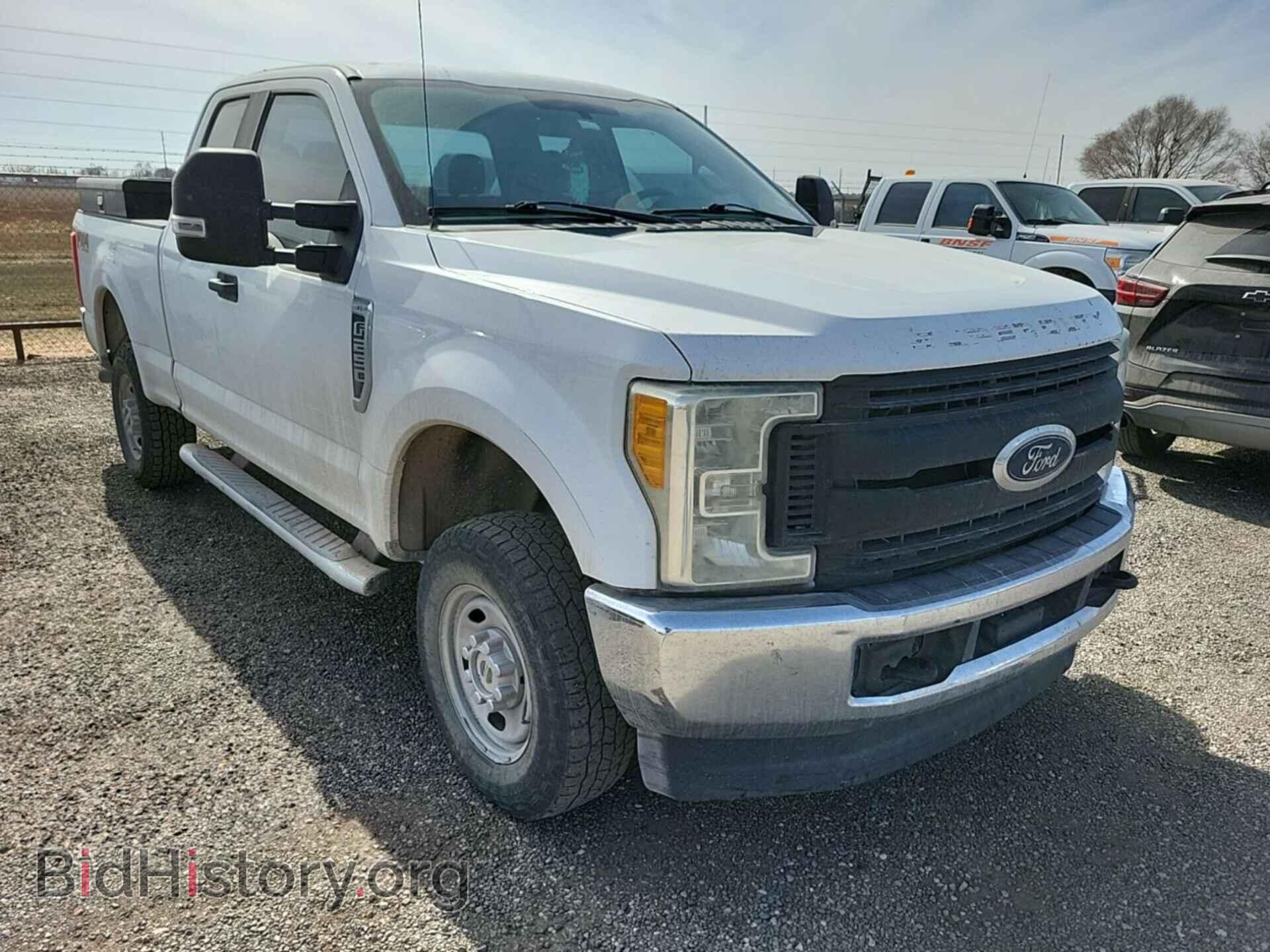2017 FORD F250 - VIN: 1FT7X2B6XHEC34412 - Фото 2