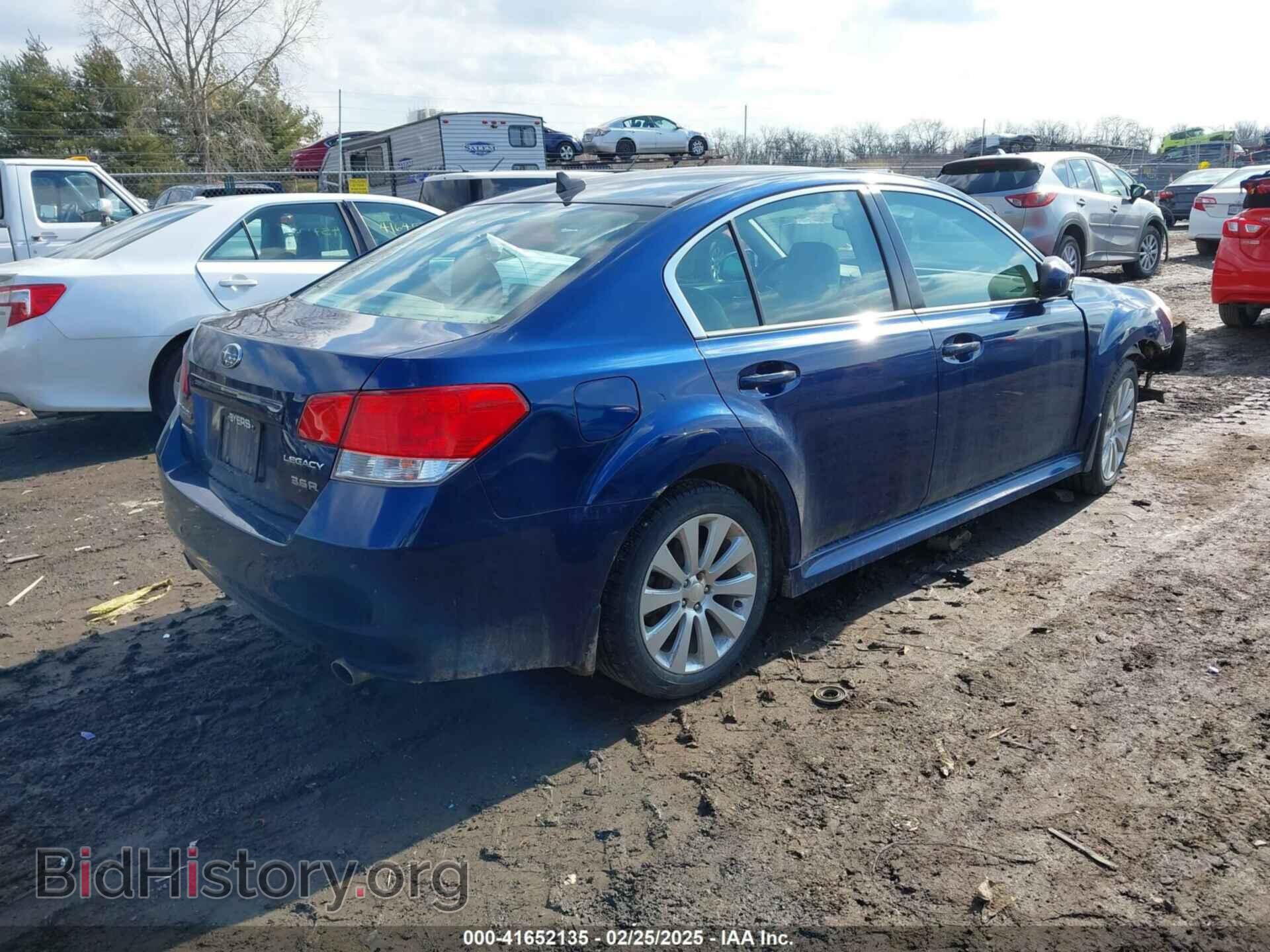 2011 SUBARU LEGACY - VIN: 4S3BMEJ63B2217823 - Фото 4