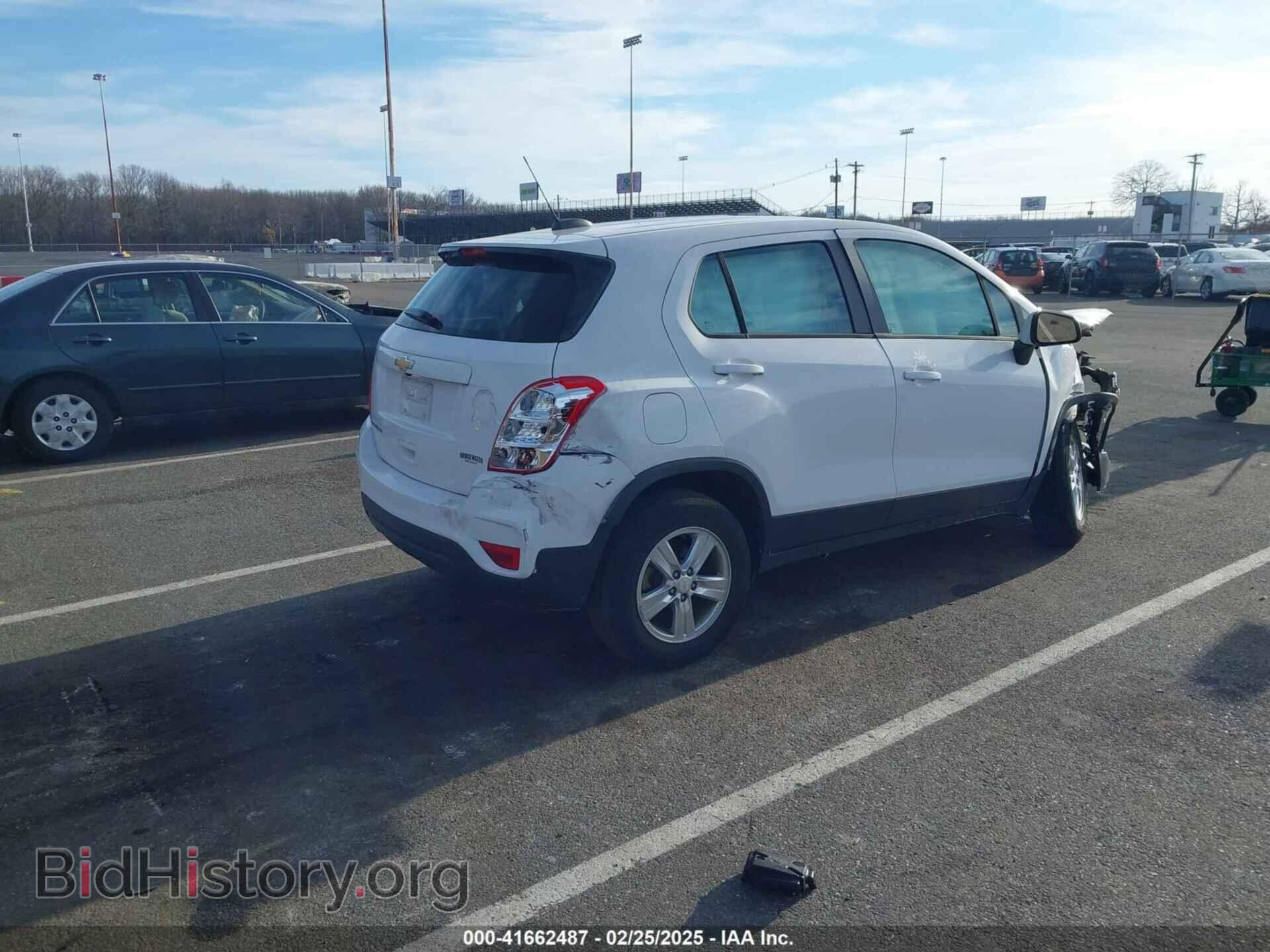 2019 CHEVROLET TRAX - VIN: 3GNCJNSB5KL242561 - Фото 4