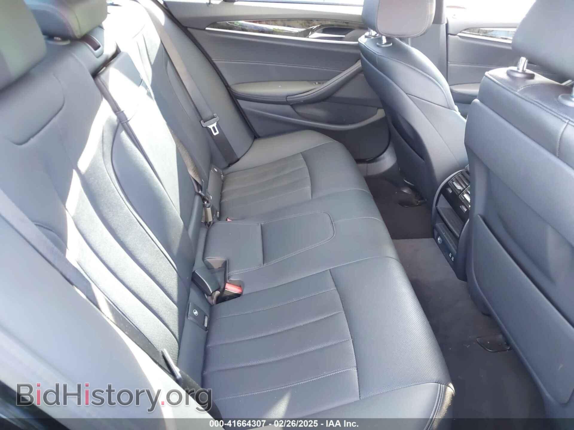 2021 BMW 530E - VIN: WBA13AG09MCF52172 - Фото 8