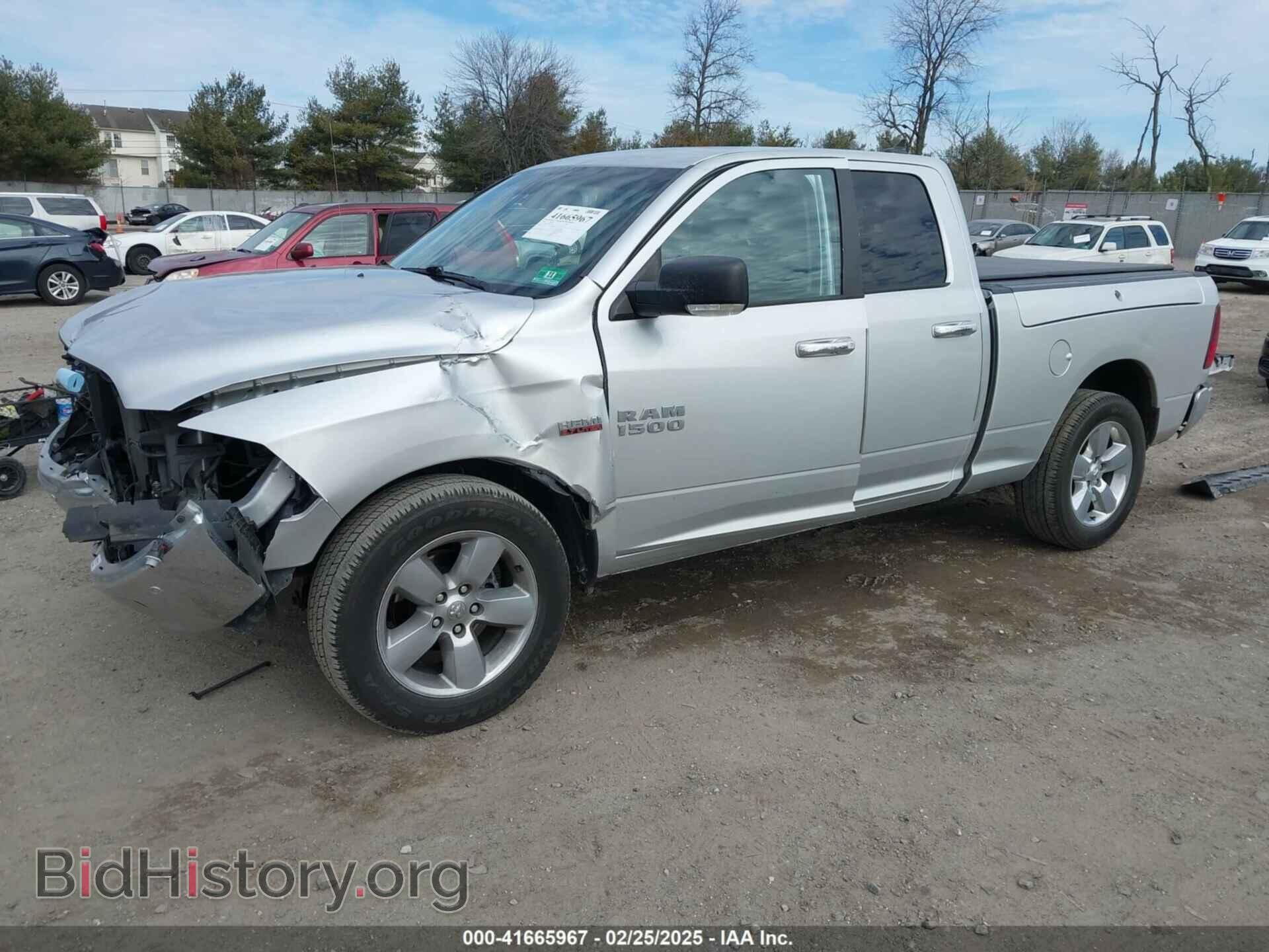 2016 RAM 1500 - VIN: 1C6RR7GT5GS411289 - Фото 2