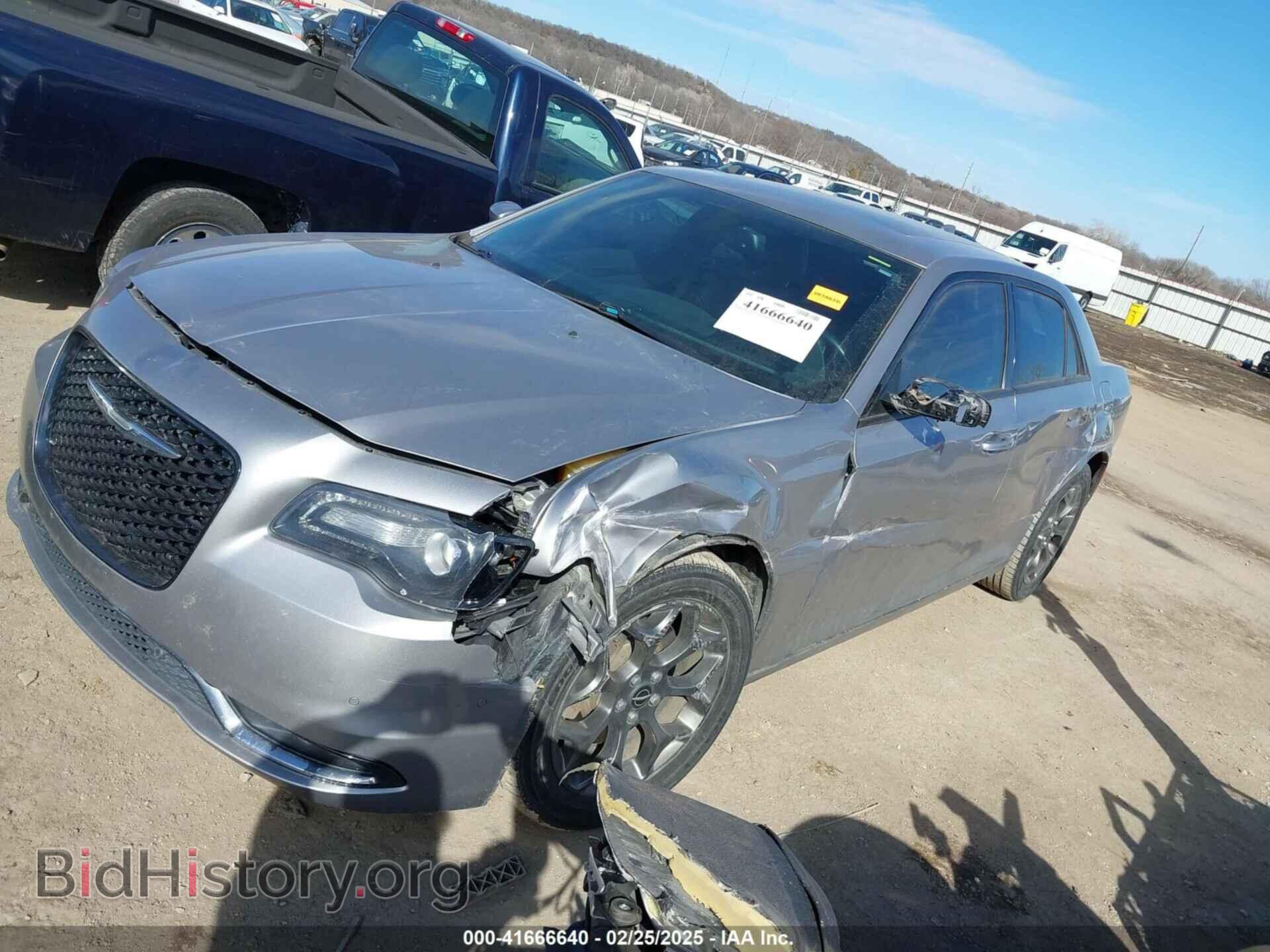 2016 CHRYSLER 300 - VIN: 2C3CCAGG3GH208901 - Фото 2