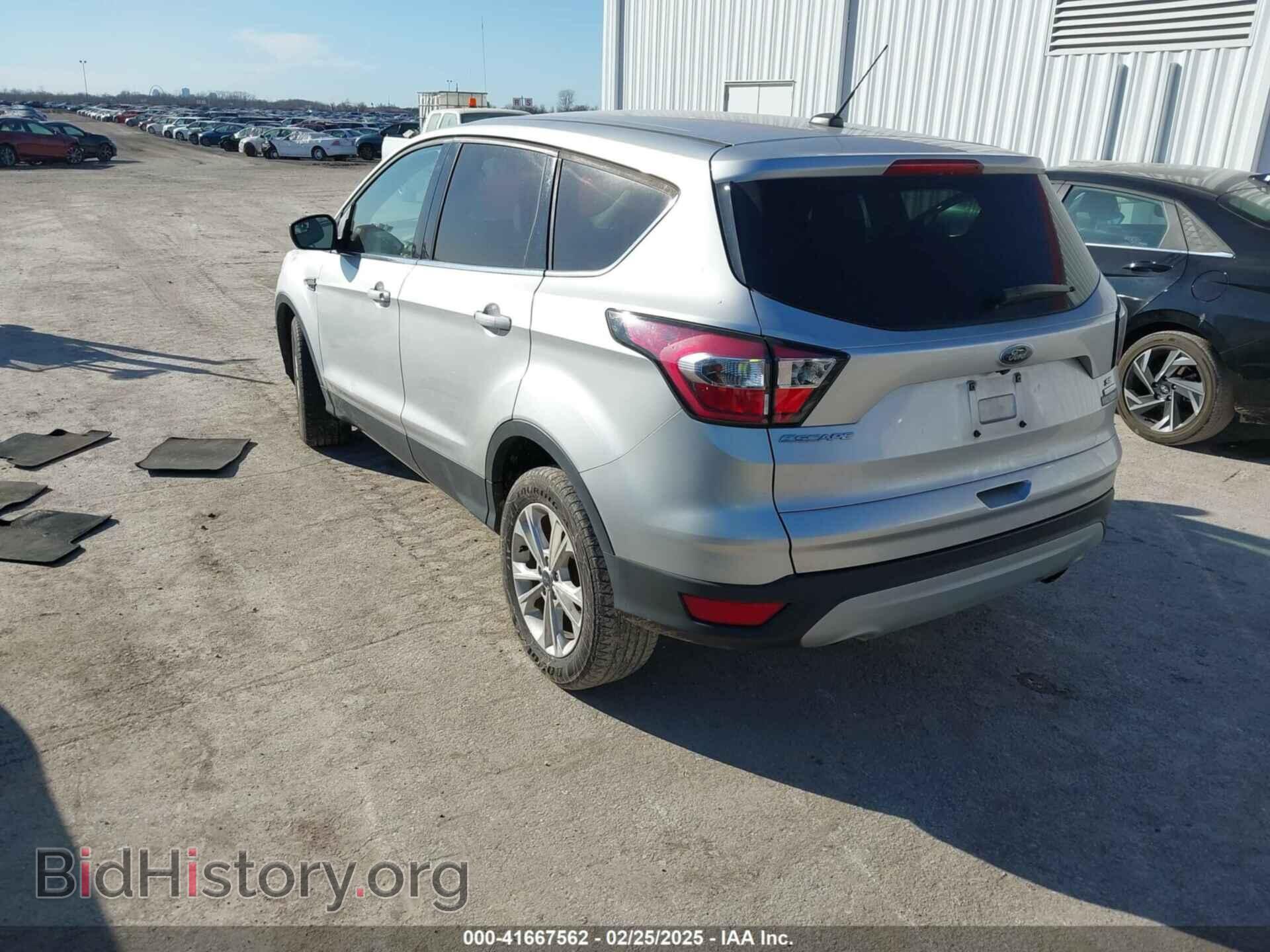 2017 FORD ESCAPE - VIN: 1FMCU0GD3HUD16065 - Фото 3