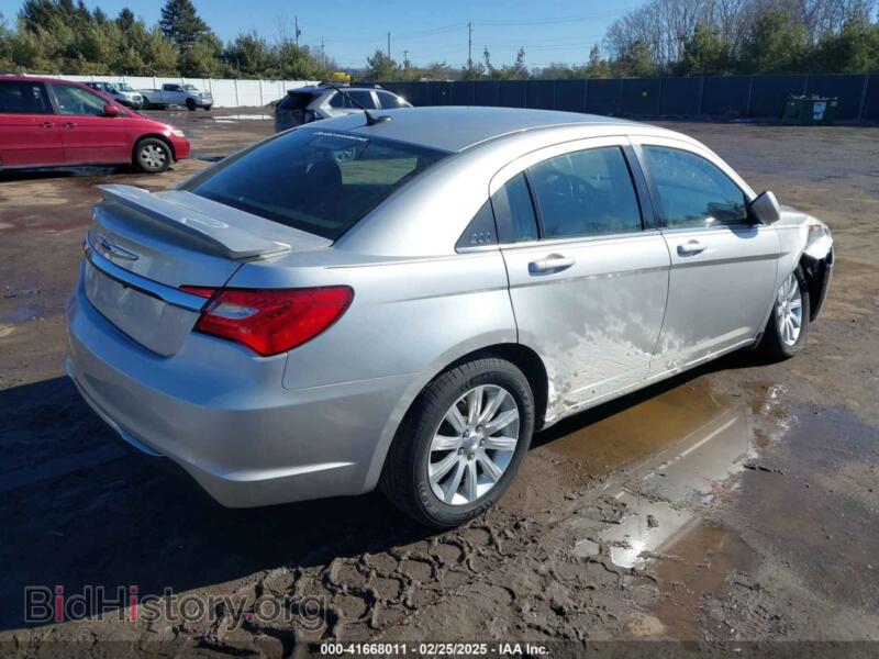 2012 Chrysler 200 (VIN 1C3CCBBB2CN100224) — фото 4 из 11