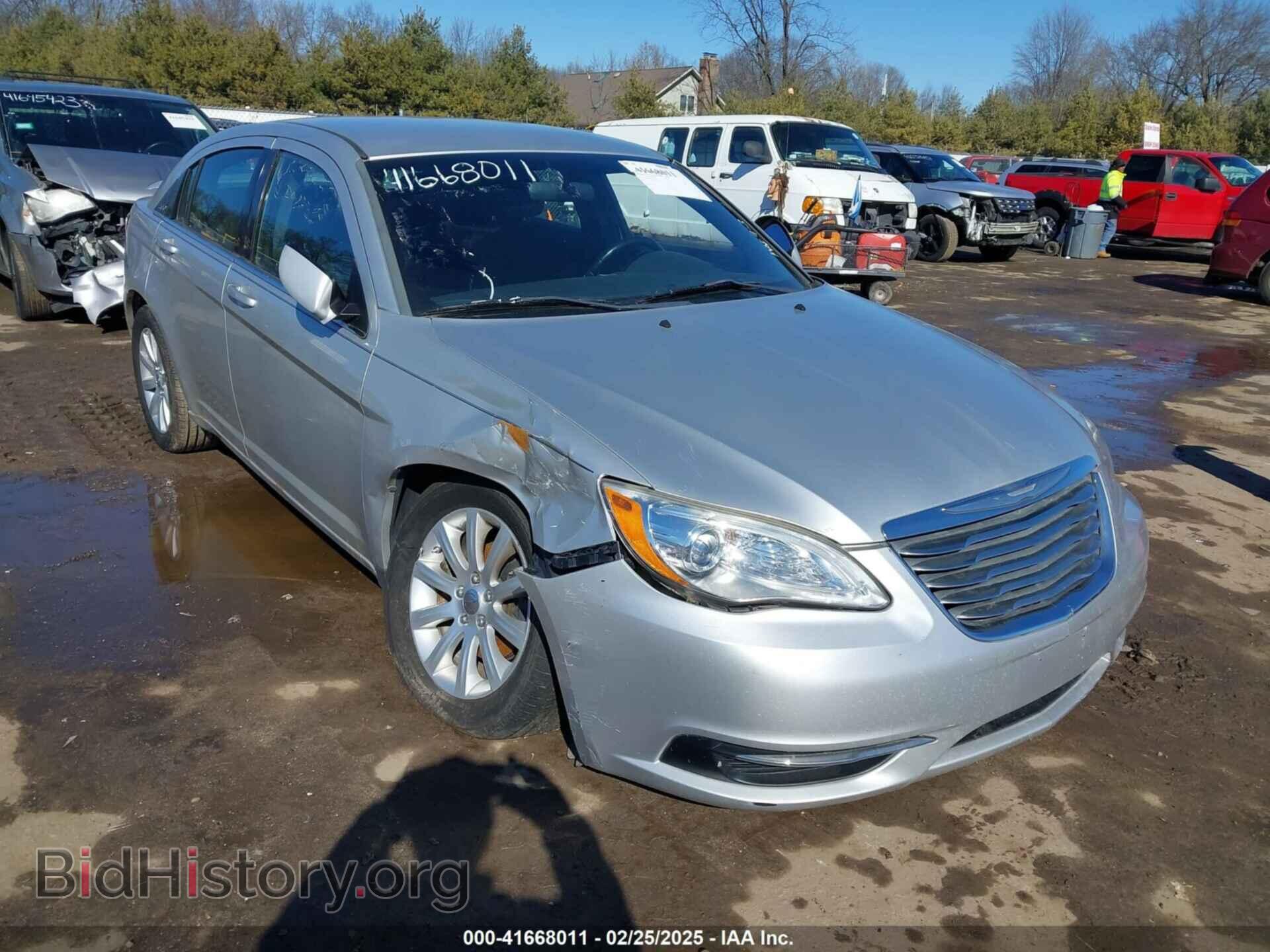 2012 CHRYSLER 200 - VIN: 1C3CCBBB2CN100224 - Фото 6