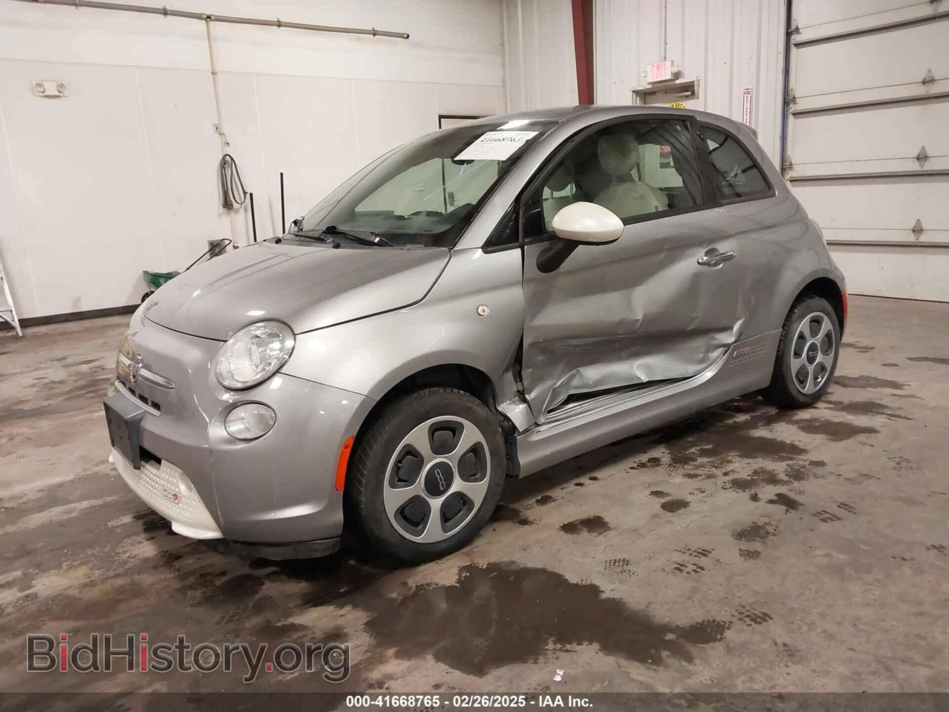 2016 FIAT 500E - VIN: 3C3CFFGE9GT155227 - Фото 2