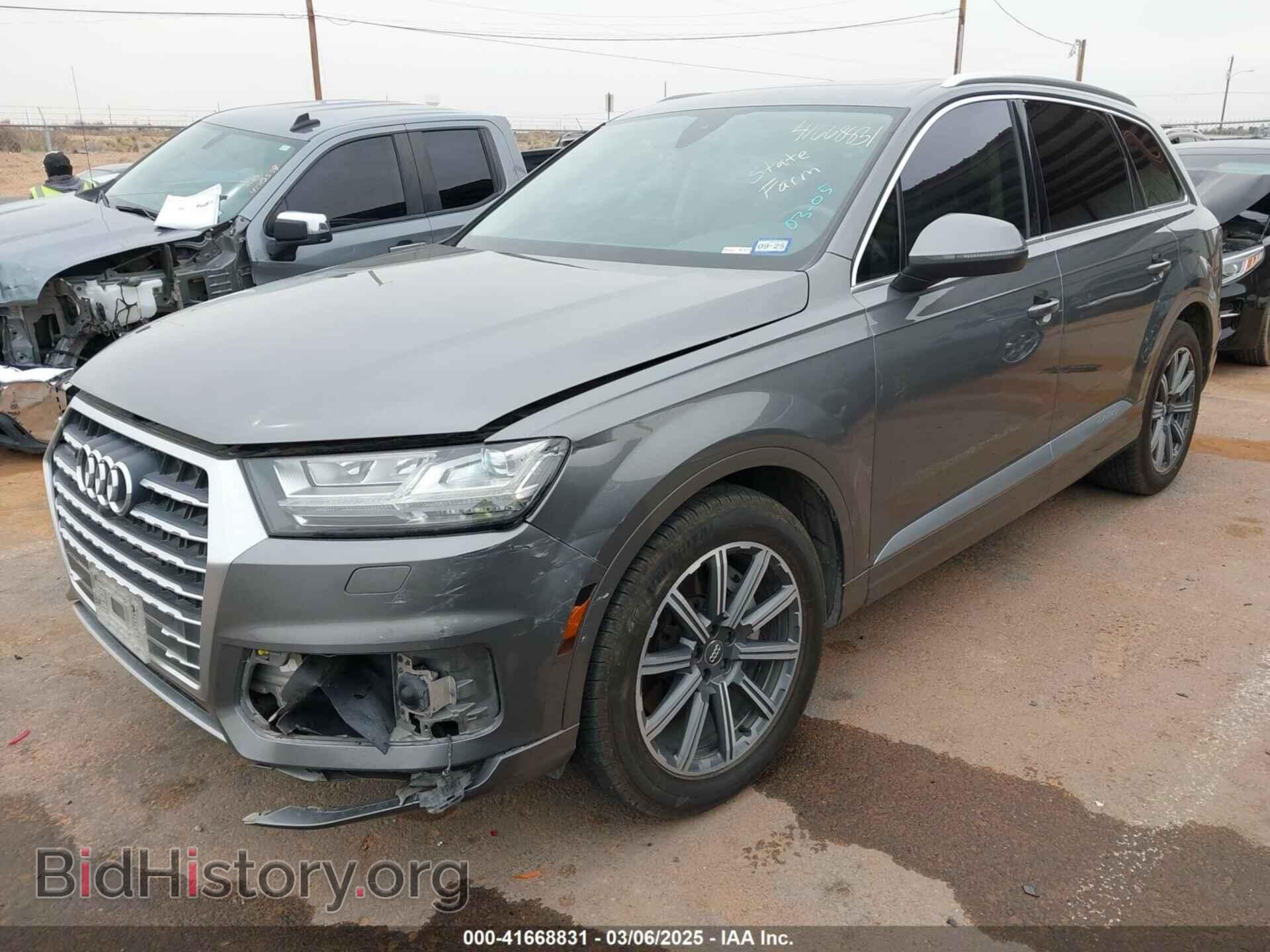 2017 AUDI Q7 - VIN: WA1LAAF7XHD037219 - Фото 2