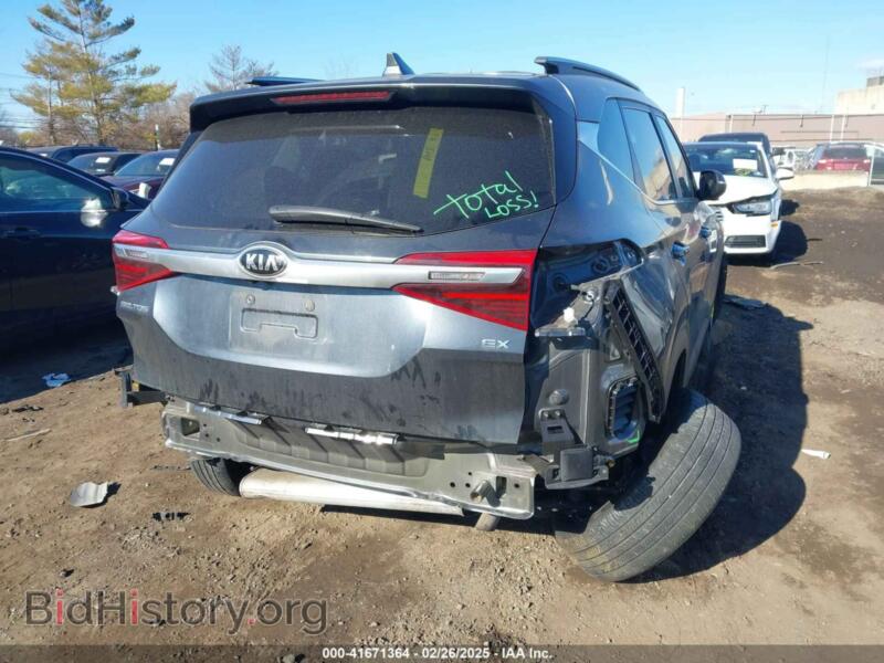 2021 Kia SELTOS (VIN KNDERCAA6M7168713) — фото 6 из 16