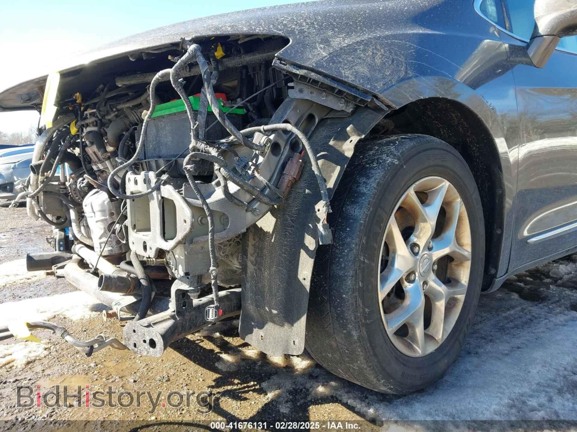 2017 CHRYSLER PACIFICA - VIN: 2C4RC1GG4HR753555 - Photo 18
