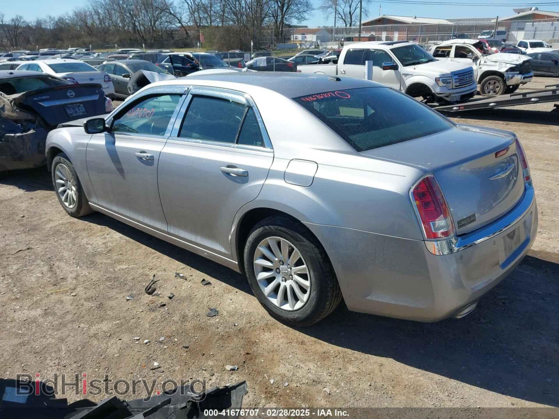 2014 CHRYSLER 300 - VIN: 2C3CCAAG6EH160042 - Фото 3