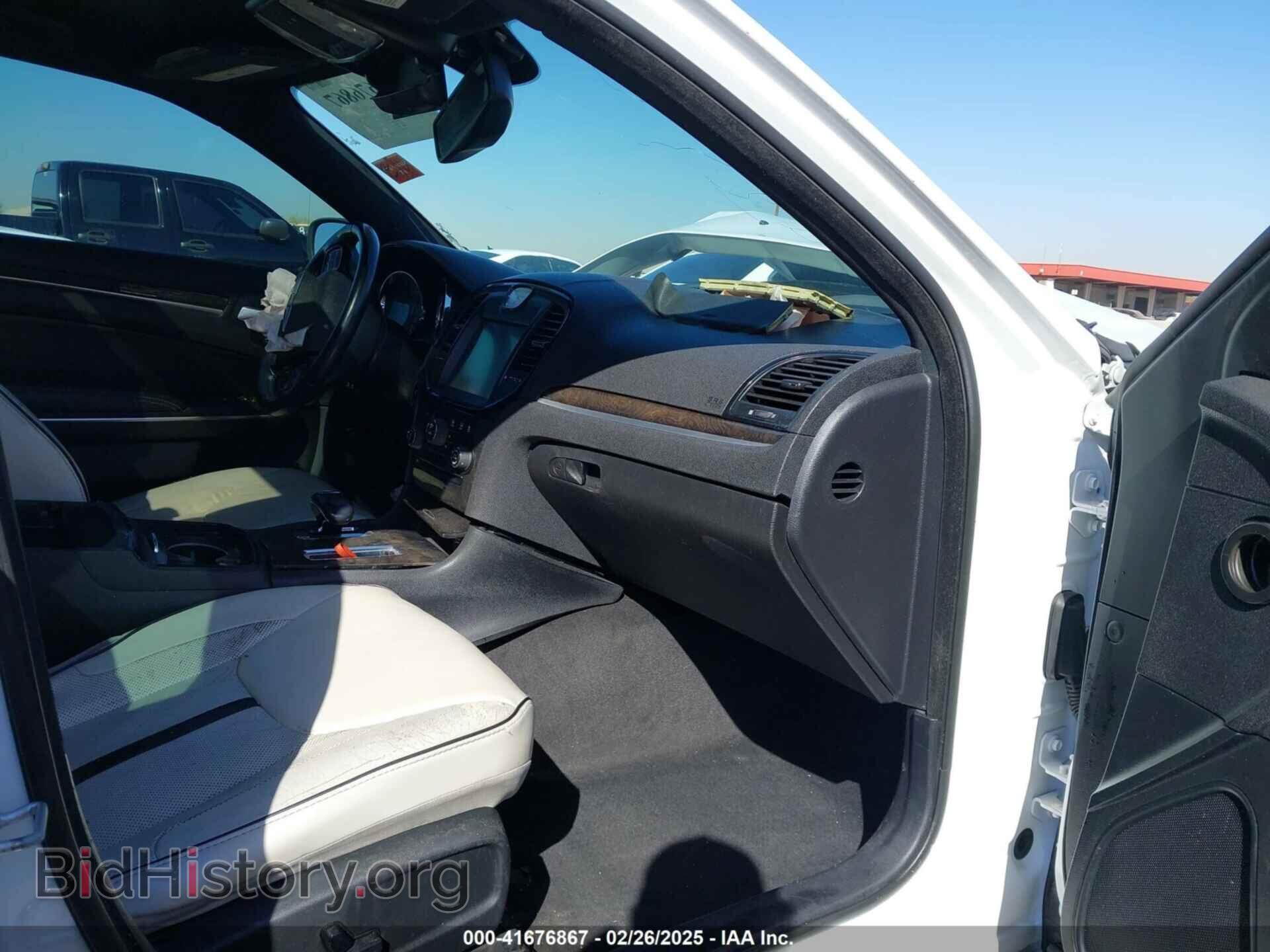 2013 CHRYSLER 300 - VIN: 2C3CCAAG1DH698646 - Фото 5