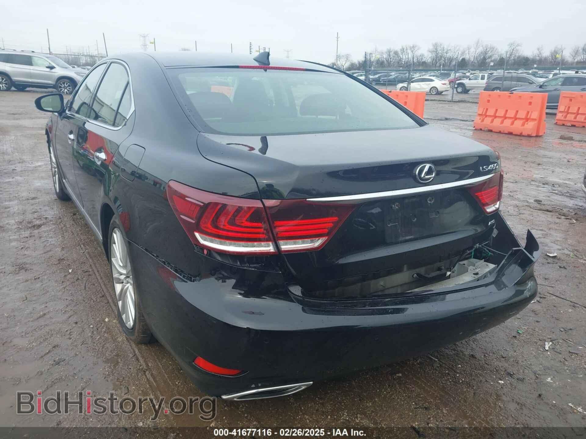 2017 LEXUS LS 460 - VIN: JTHCL5EF8H5028107 - Photo 3