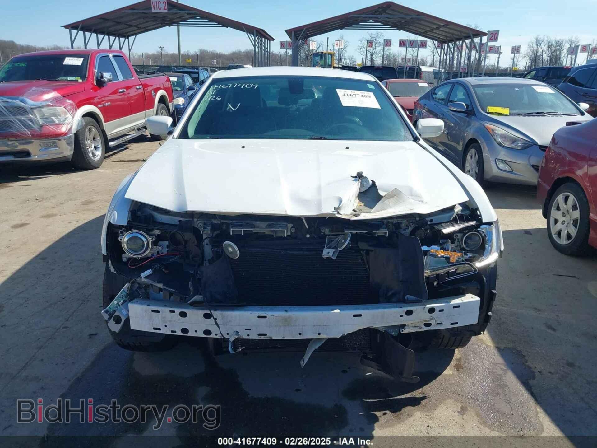 2017 CHRYSLER 300 - VIN: 2C3CCAAG1HH512125 - Фото 12