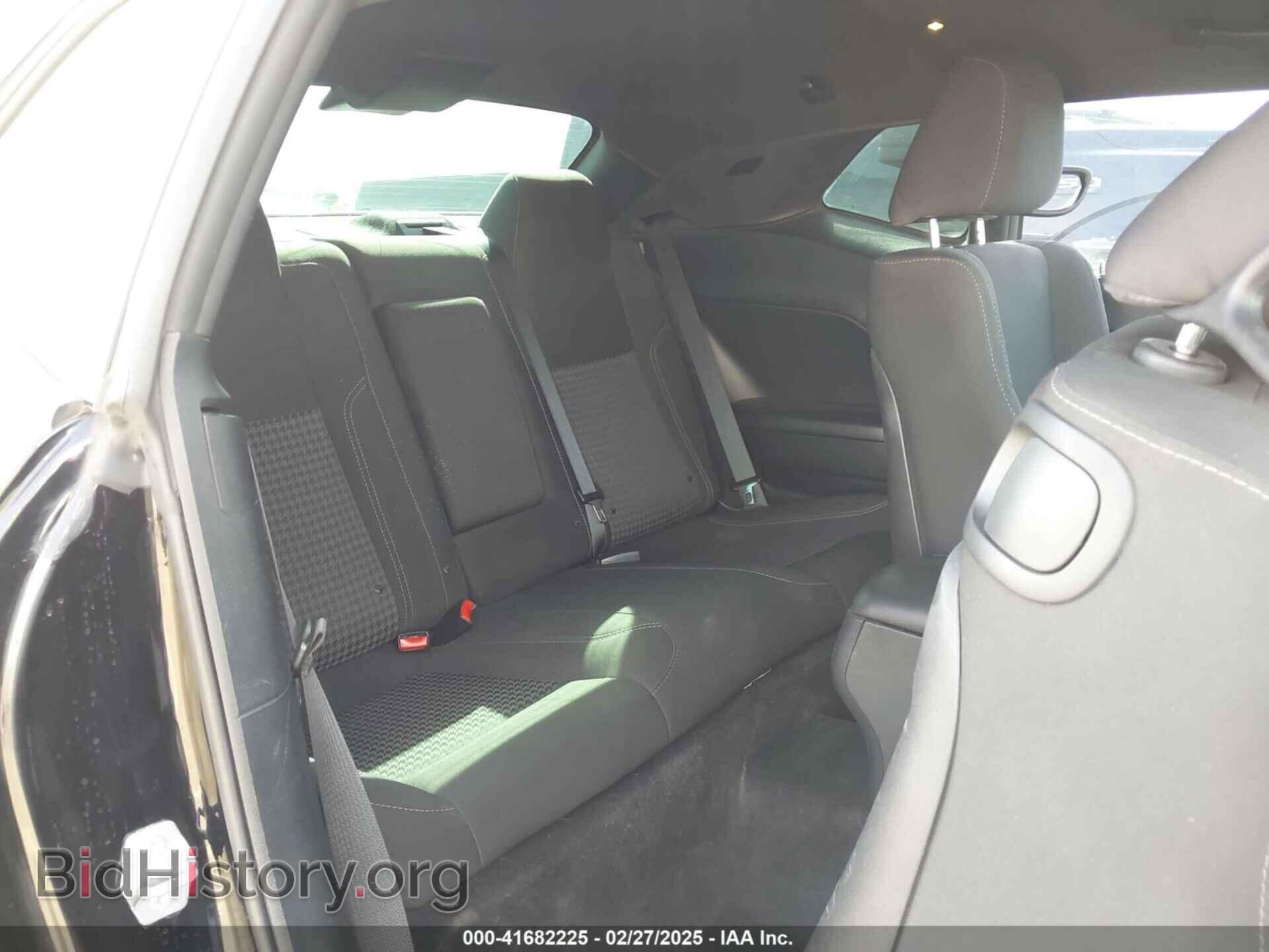 2017 DODGE CHALLENGER - VIN: 2C3CDZAG1HH568982 - Фото 8