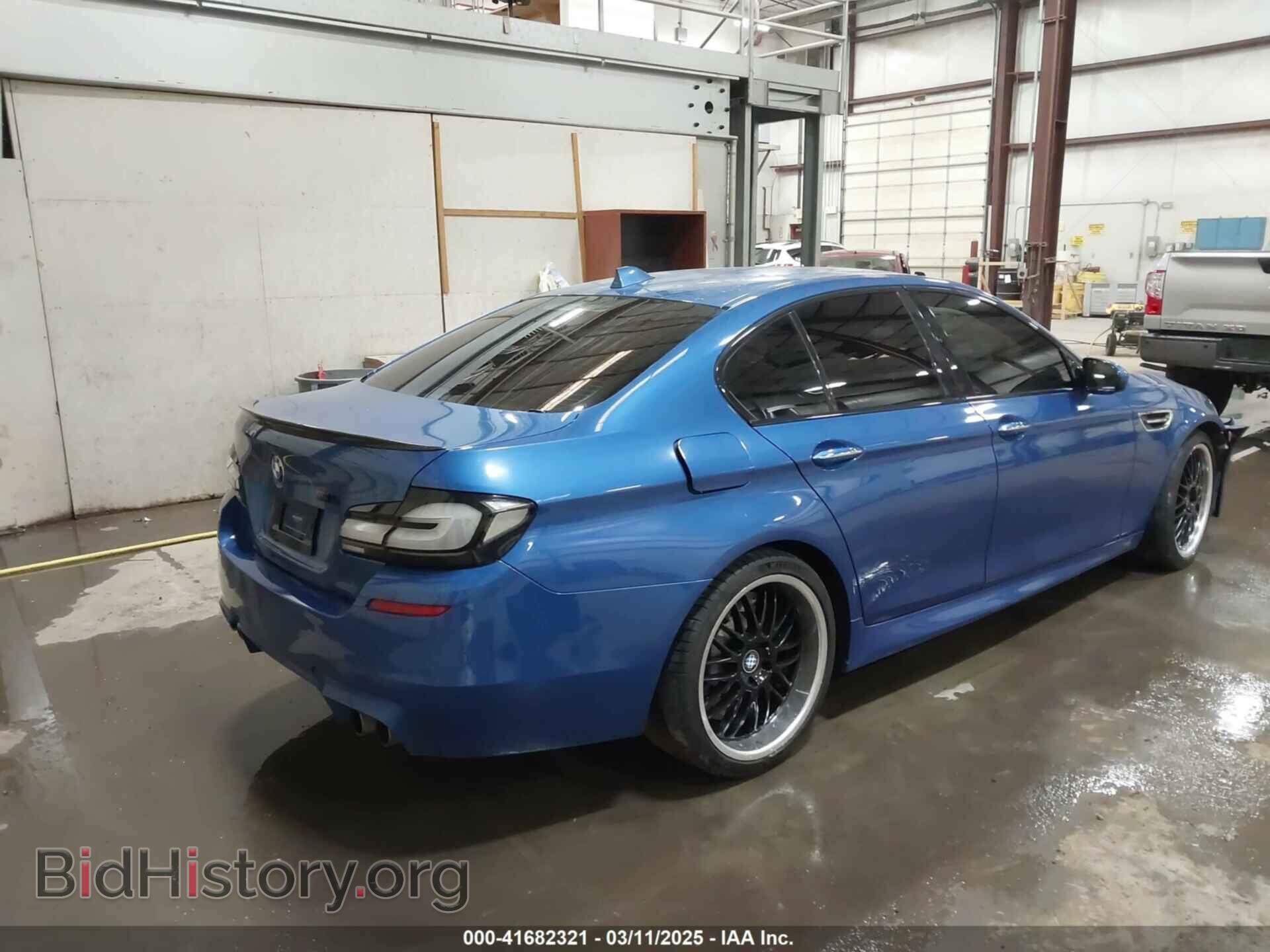 2013 BMW M5 - VIN: WBSFV9C58DC772251 - Фото 4