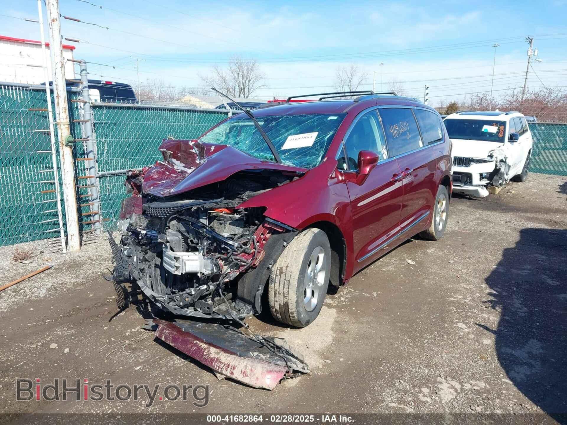 2017 CHRYSLER PACIFICA - VIN: 2C4RC1EG1HR669227 - Фото 2