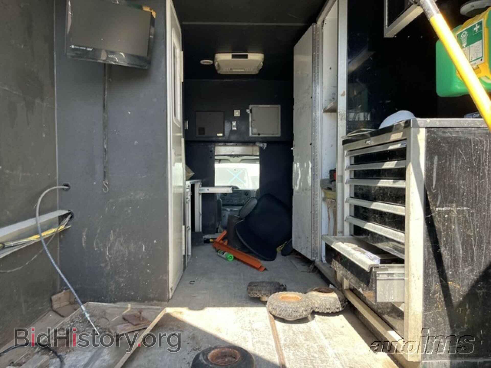 2013 FORD ECONOLINE - VIN: 1FDXE4FS4DDB15968 - Фото 8