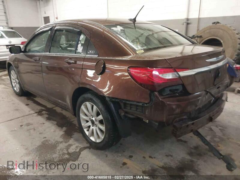 2012 Chrysler 200 (VIN 1C3CCBBB5CN180666) — фото 3 из 17