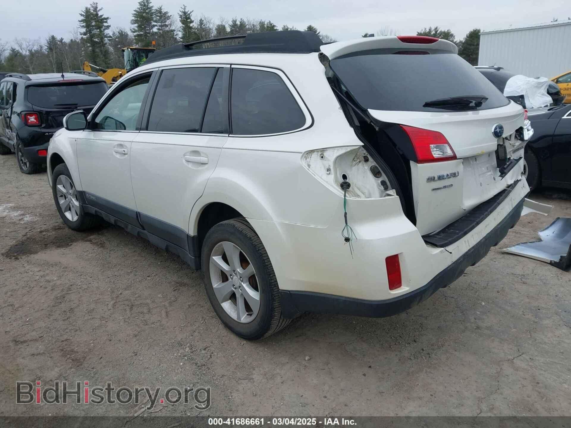 2014 SUBARU OUTBACK - VIN: 4S4BRBCC3E3263620 - Фото 3
