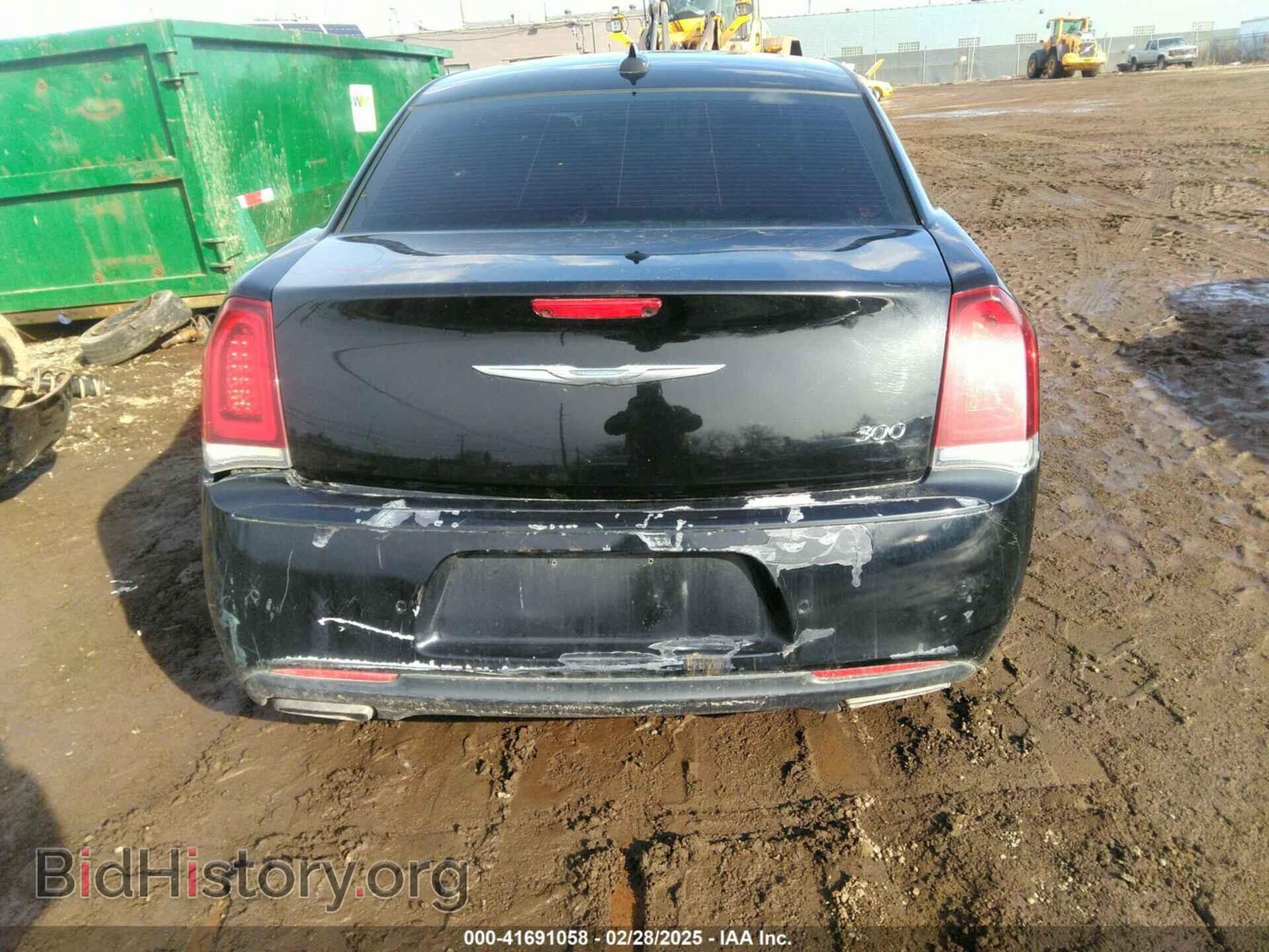 2016 CHRYSLER 300 - VIN: 2C3CCAGG5GH282904 - Фото 16