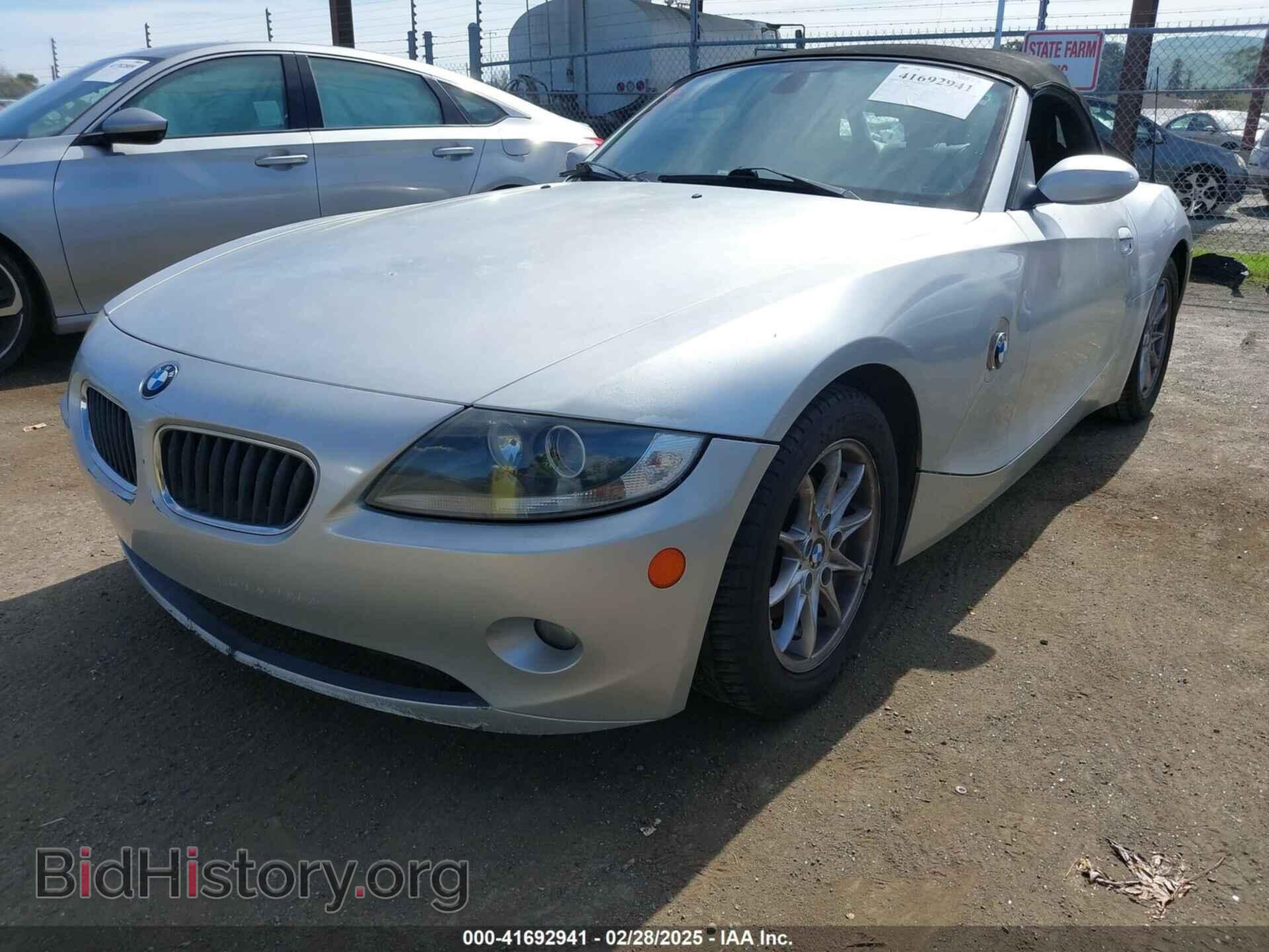 2005 BMW Z4 - VIN: 4USBT33595LS58087 - Фото 2