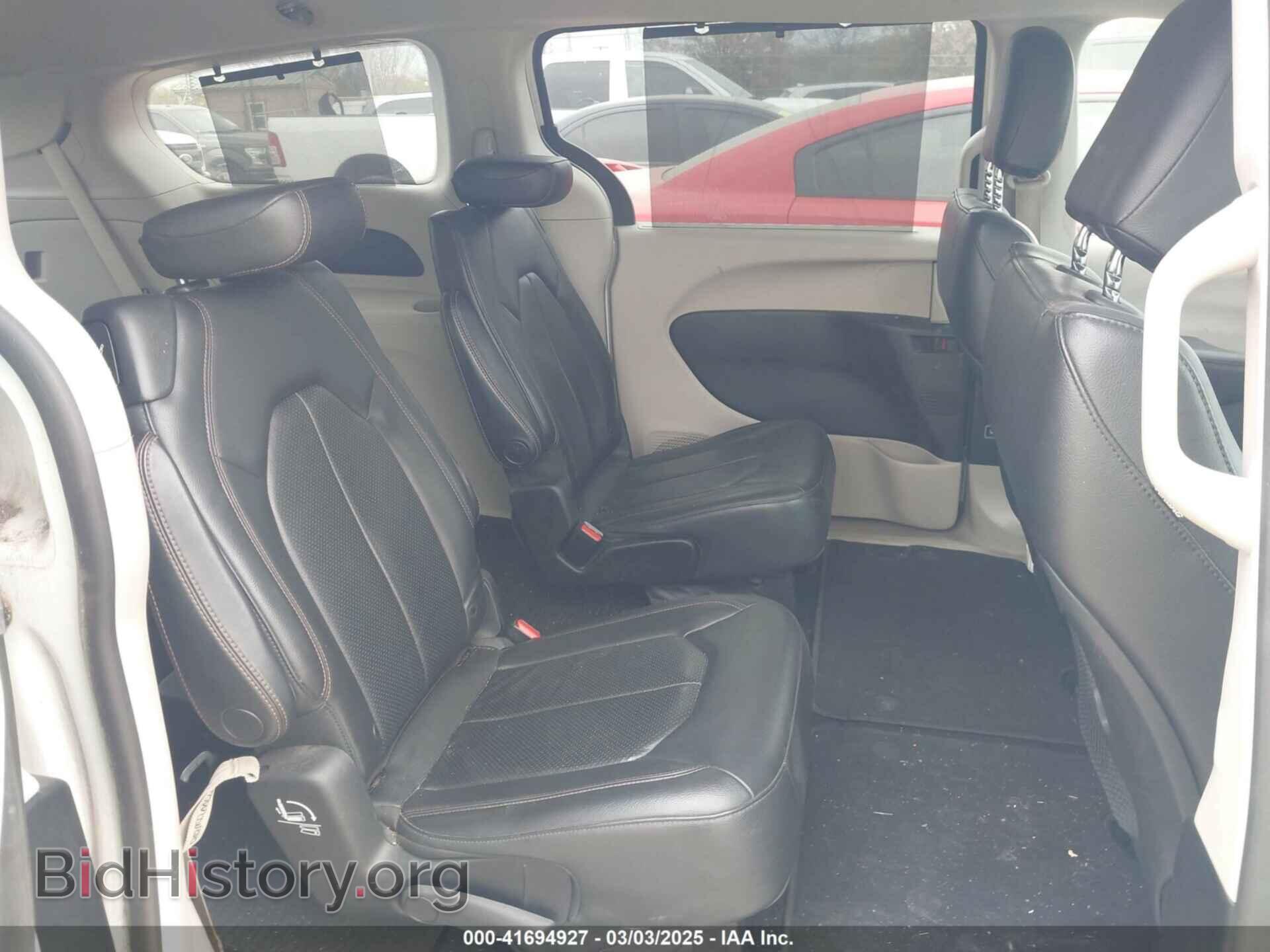 2019 CHRYSLER PACIFICA - VIN: 2C4RC1BG0KR560091 - Фото 8
