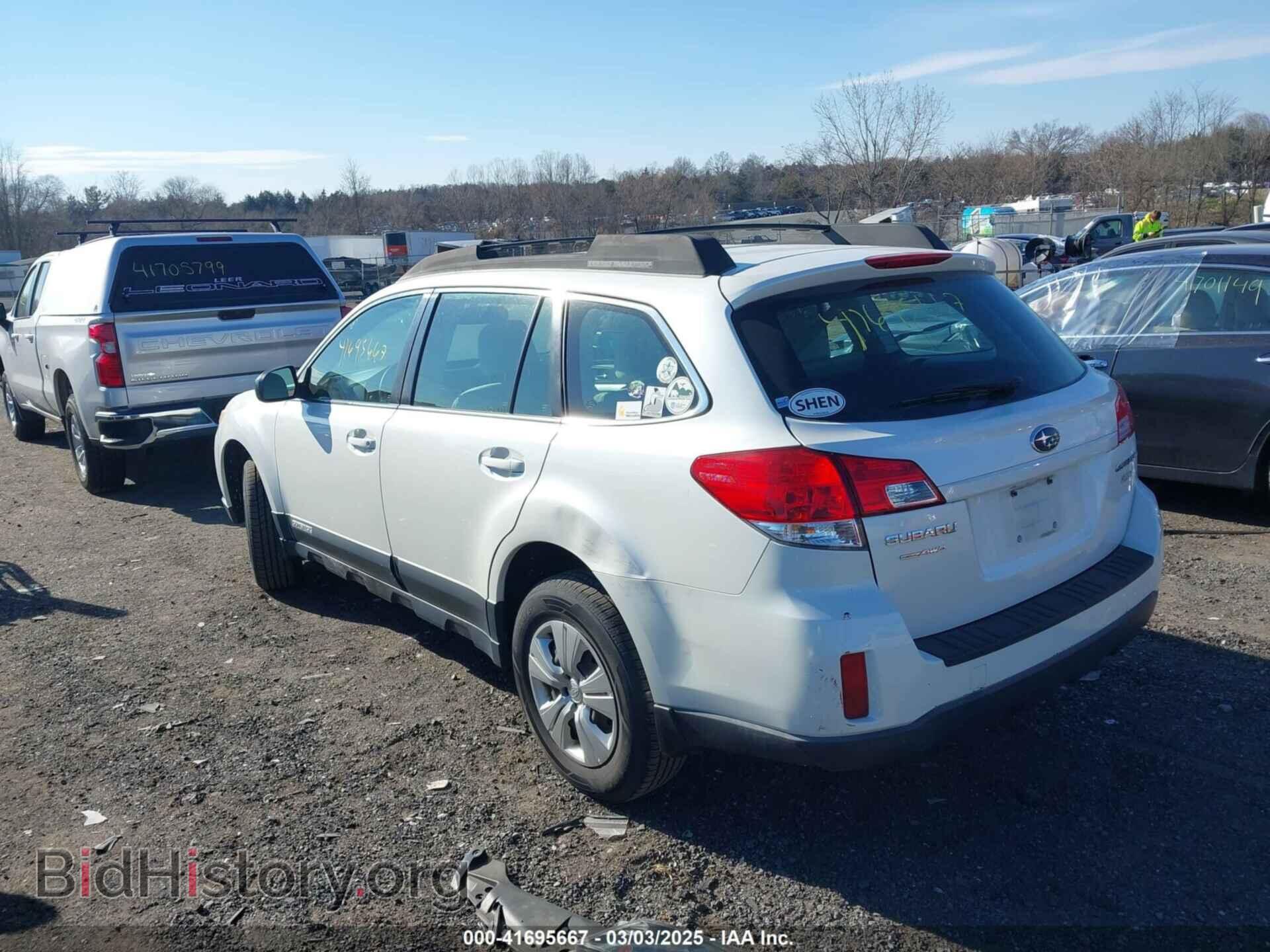 2011 SUBARU OUTBACK - VIN: 4S4BRBAC7B3377635 - Фото 3