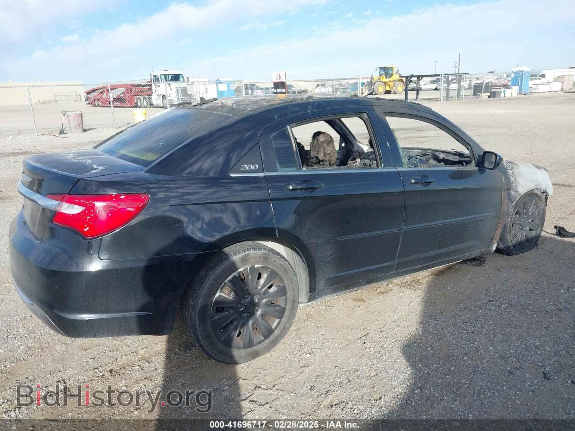2012 CHRYSLER 200 - VIN: 1C3CCBAB4CN228773 - Фото 4