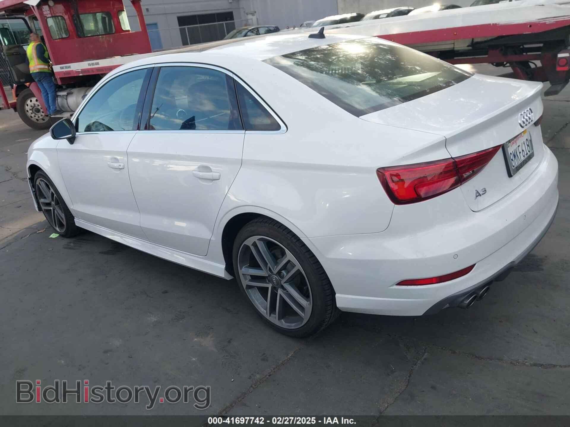 2019 AUDI A3 - VIN: WAUGUGFF1KA087909 - Фото 3
