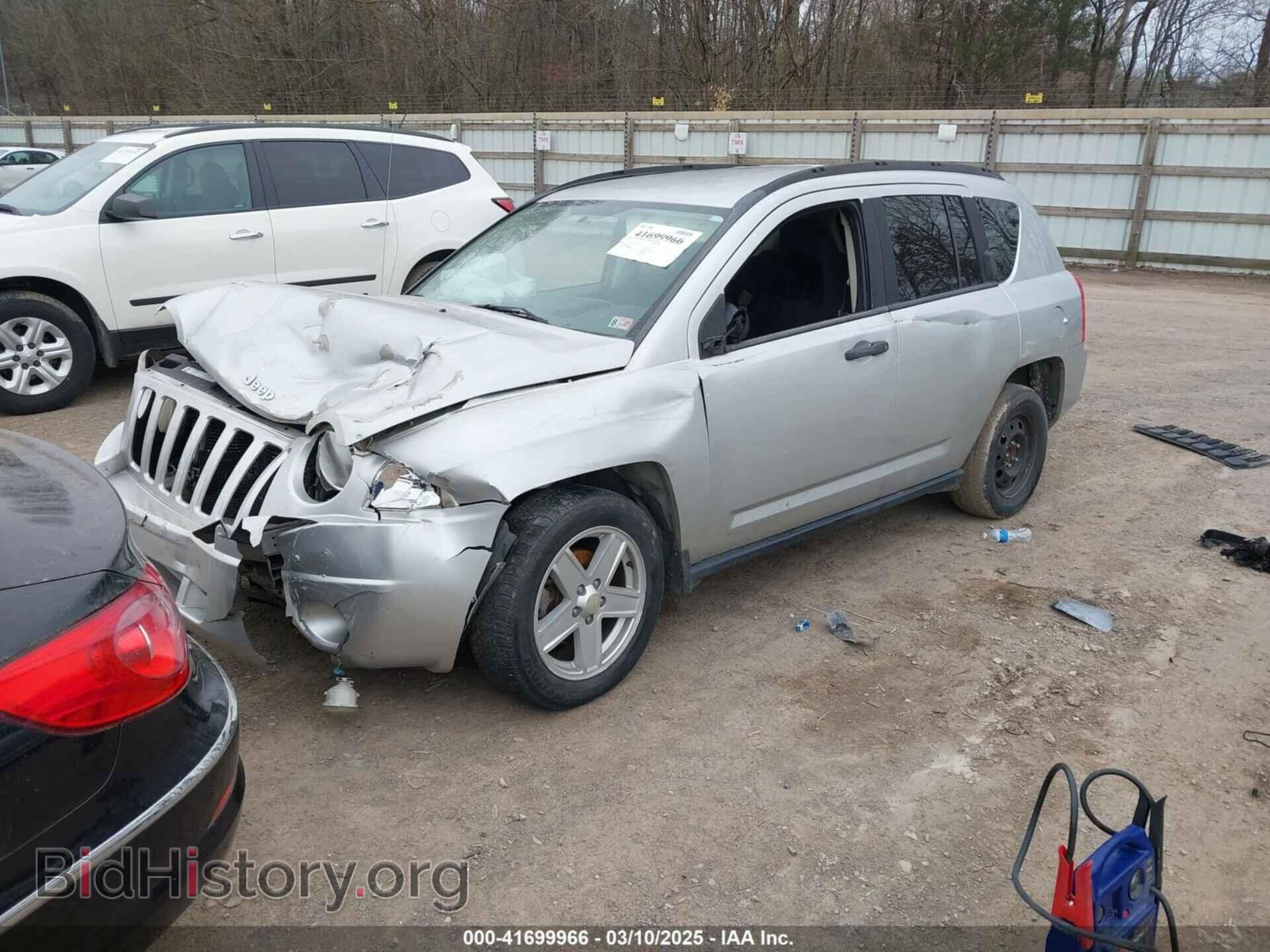 2007 JEEP COMPASS - VIN: 1J8FT47W57D397445 - Фото 2