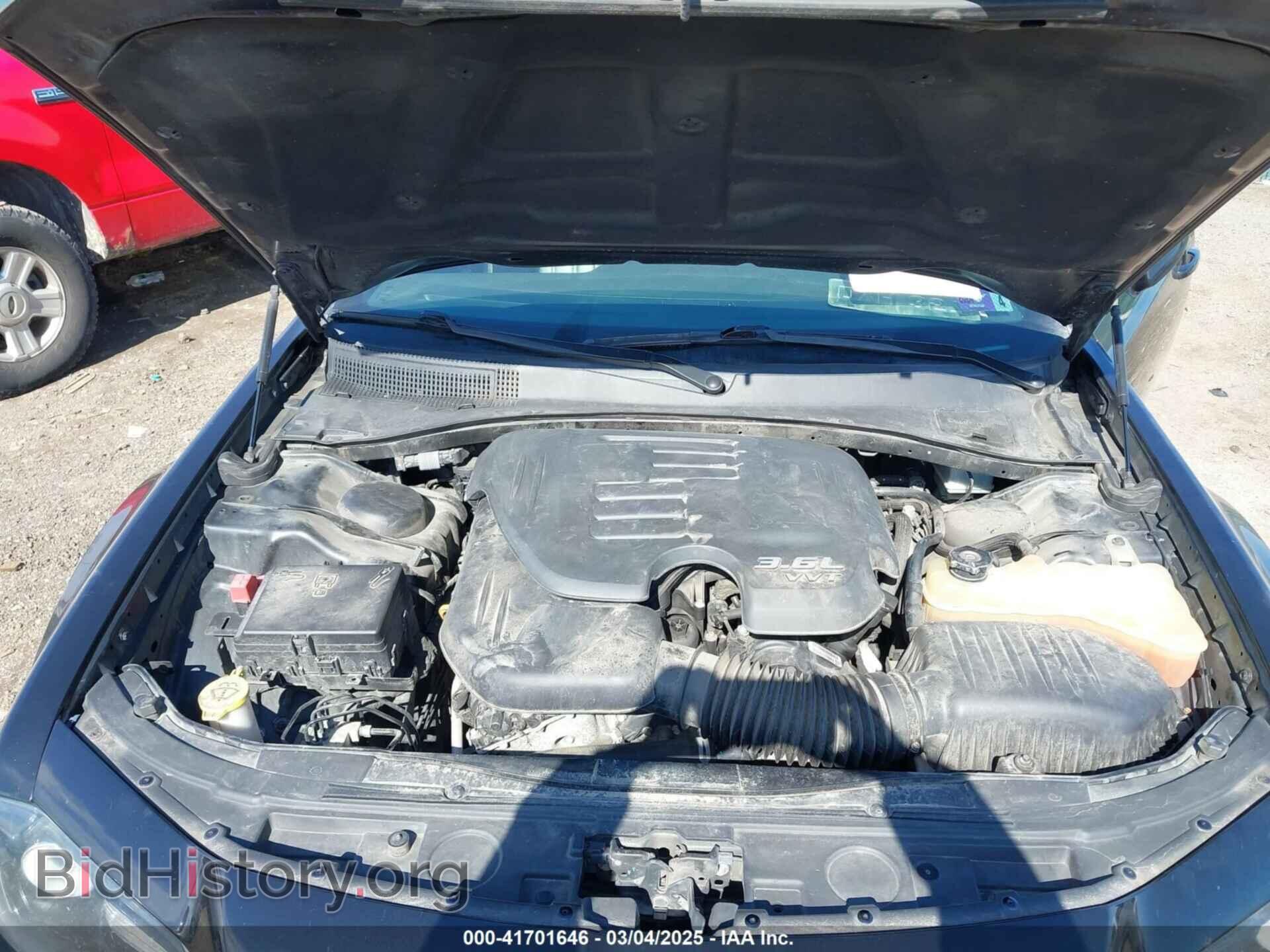 2016 CHRYSLER 300 - VIN: 2C3CCAGG7GH349308 - Фото 10