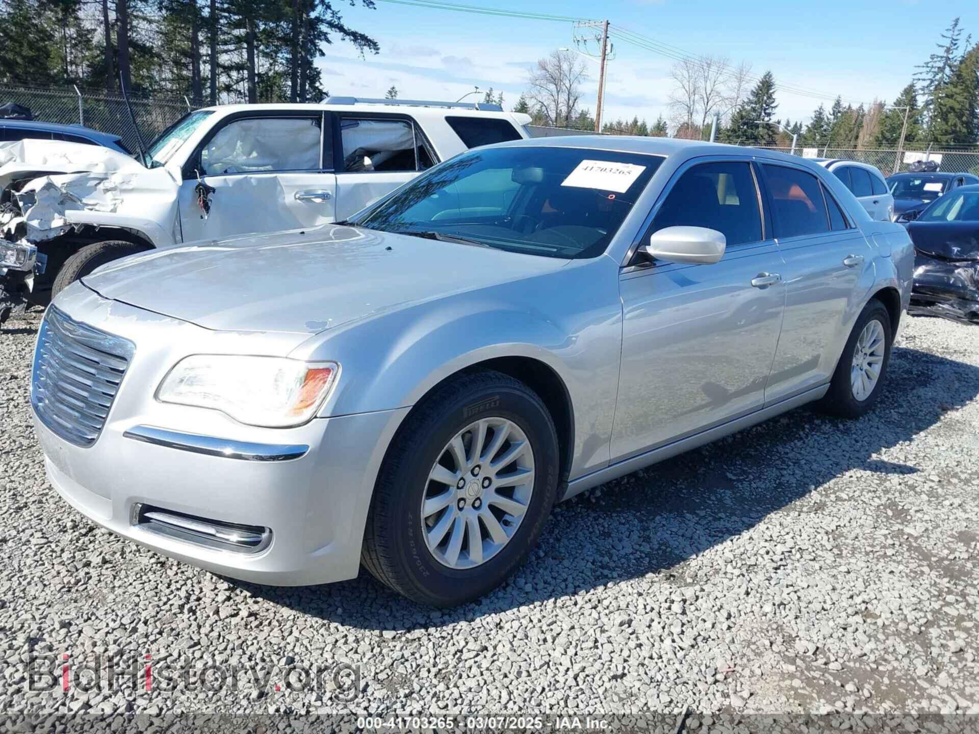 2012 CHRYSLER 300 - VIN: 2C3CCAAG7CH116905 - Фото 2