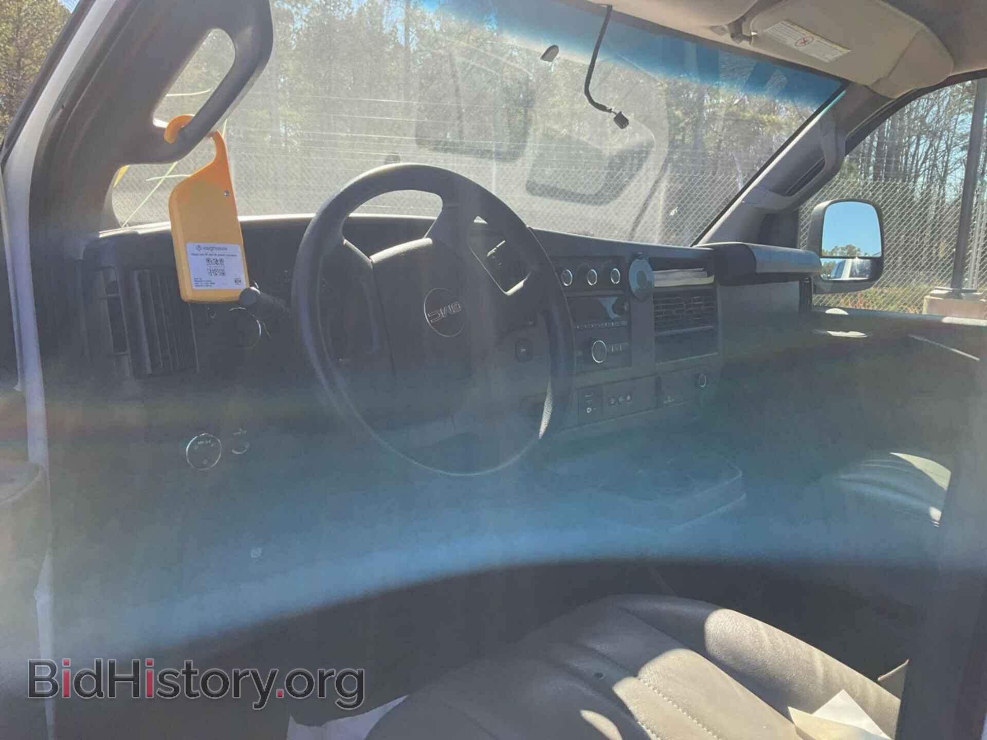 2019 GMC SAVANA 2500 - VIN: 1GTW7AFG0K1367557 - Фото 5