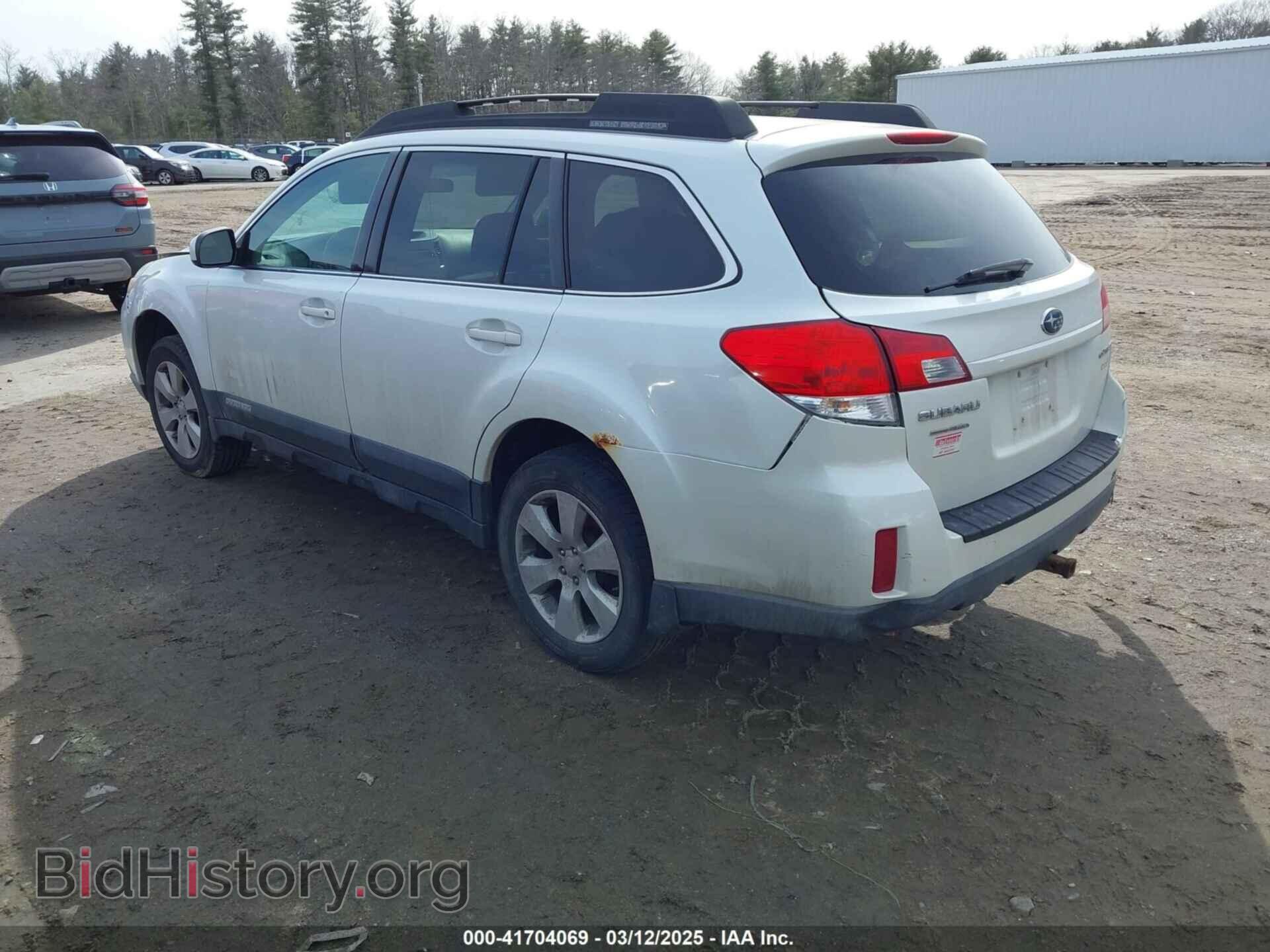2011 SUBARU OUTBACK - VIN: 4S4BRBCC0B3428356 - Фото 3