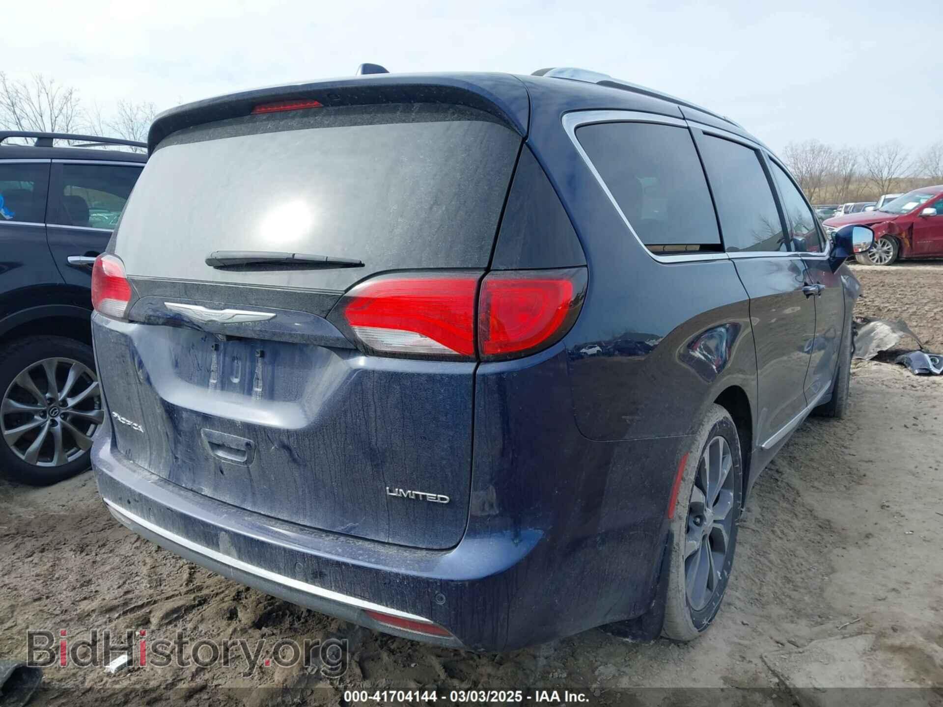 2017 CHRYSLER PACIFICA - VIN: 2C4RC1GGXHR602820 - Фото 4