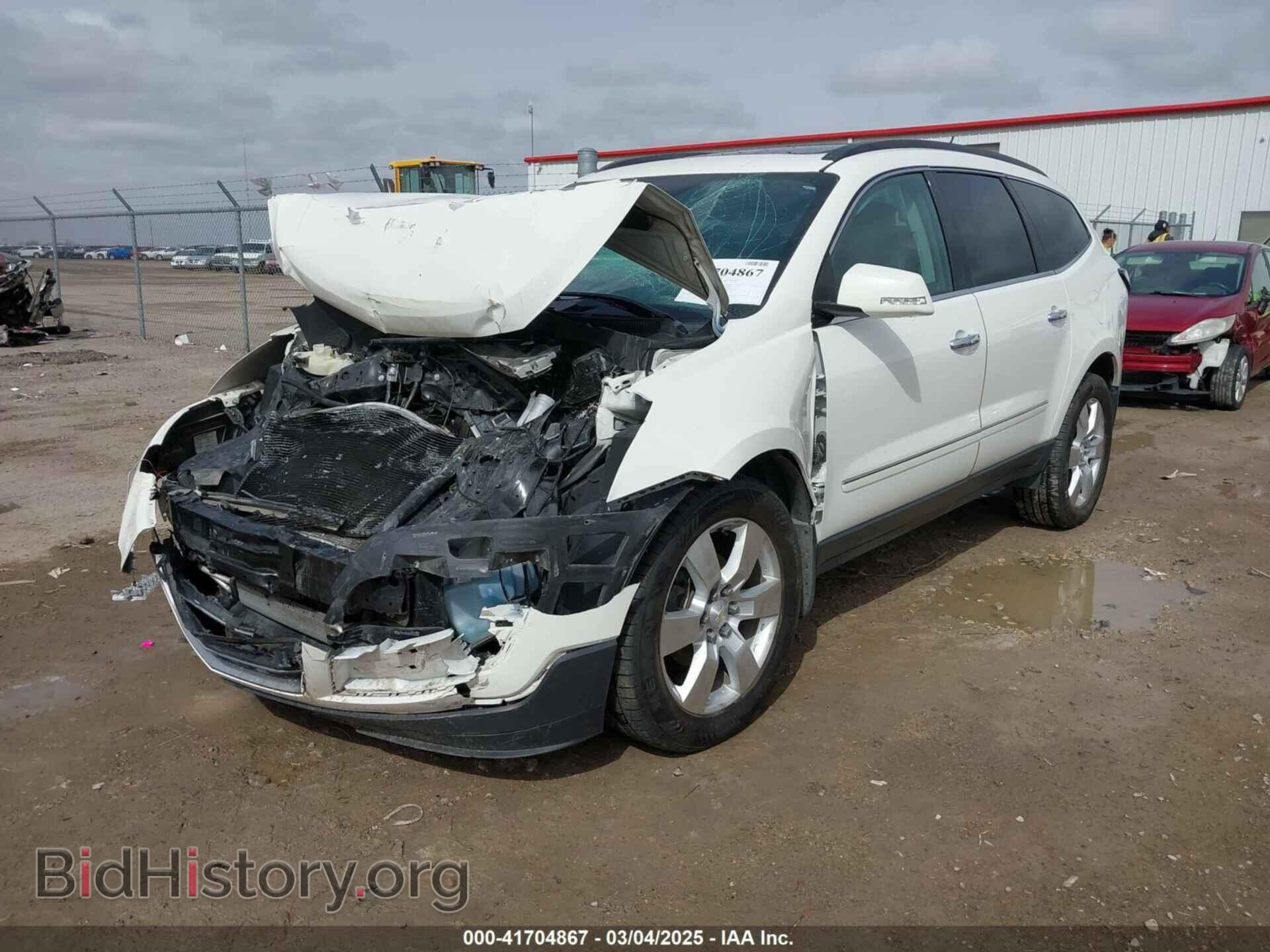 2013 CHEVROLET TRAVERSE - VIN: 1GNKVLKD5DJ200021 - Фото 2