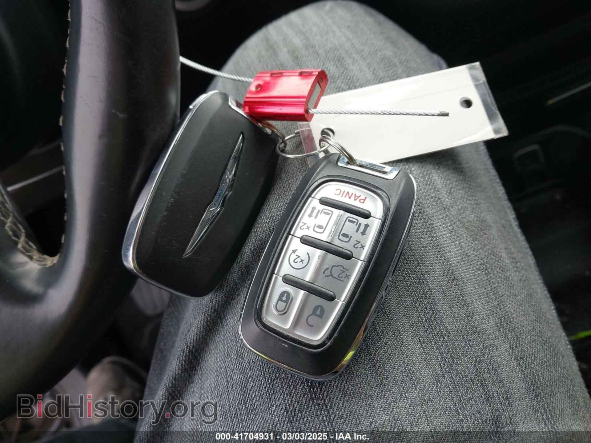 2020 CHRYSLER PACIFICA - VIN: 2C4RC1FG8LR150537 - Фото 11