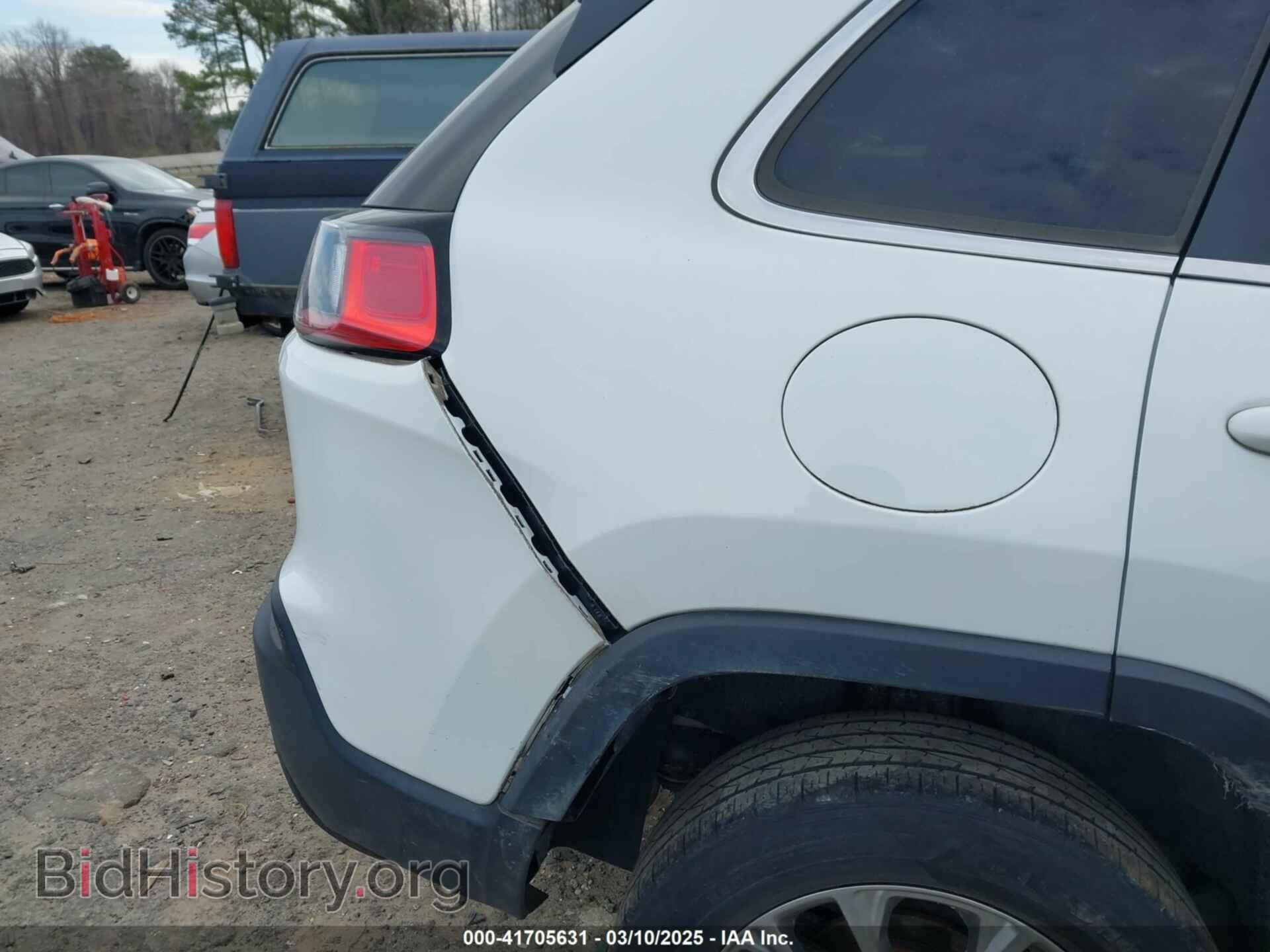 2019 JEEP CHEROKEE - VIN: 1C4PJLLB1KD305402 - Фото 19