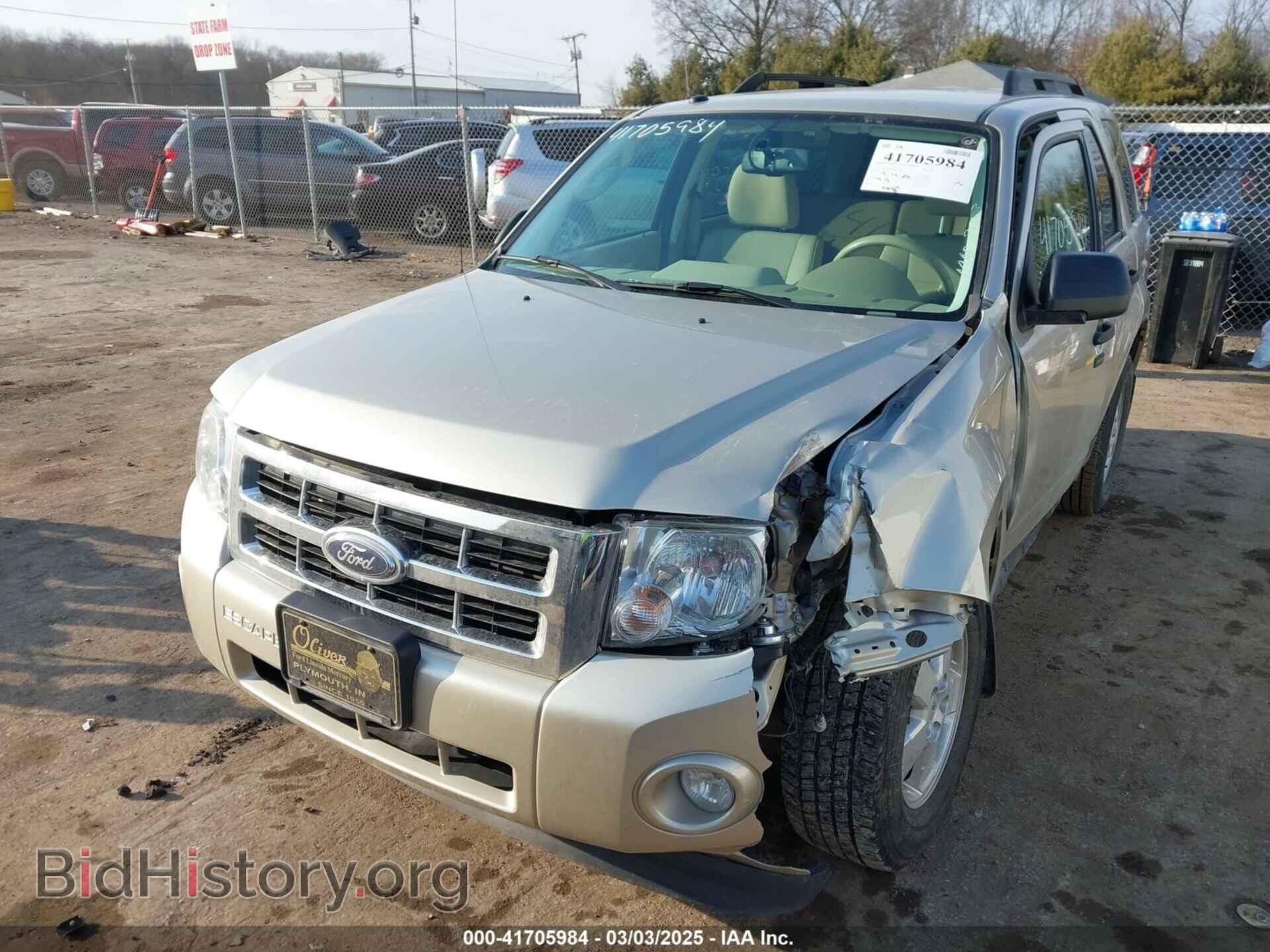 2011 FORD ESCAPE - VIN: 1FMCU9DG3BKB20634 - Фото 2
