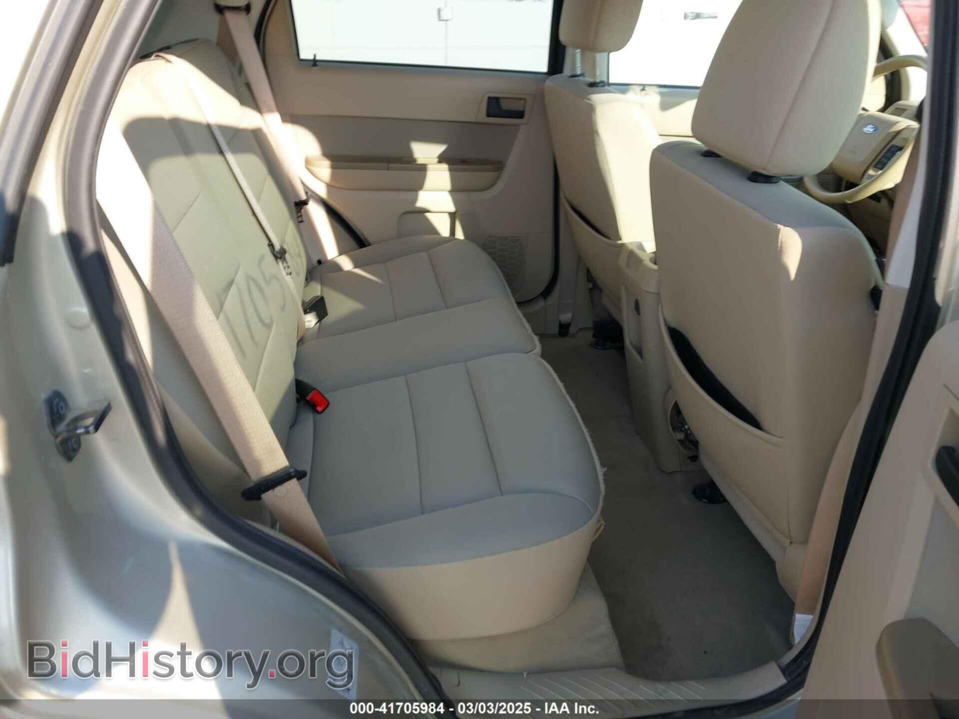 2011 FORD ESCAPE - VIN: 1FMCU9DG3BKB20634 - Фото 8
