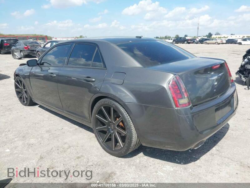 2014 Chrysler 300 (VIN 2C3CCABG8EH272758) — фото 3 из 17