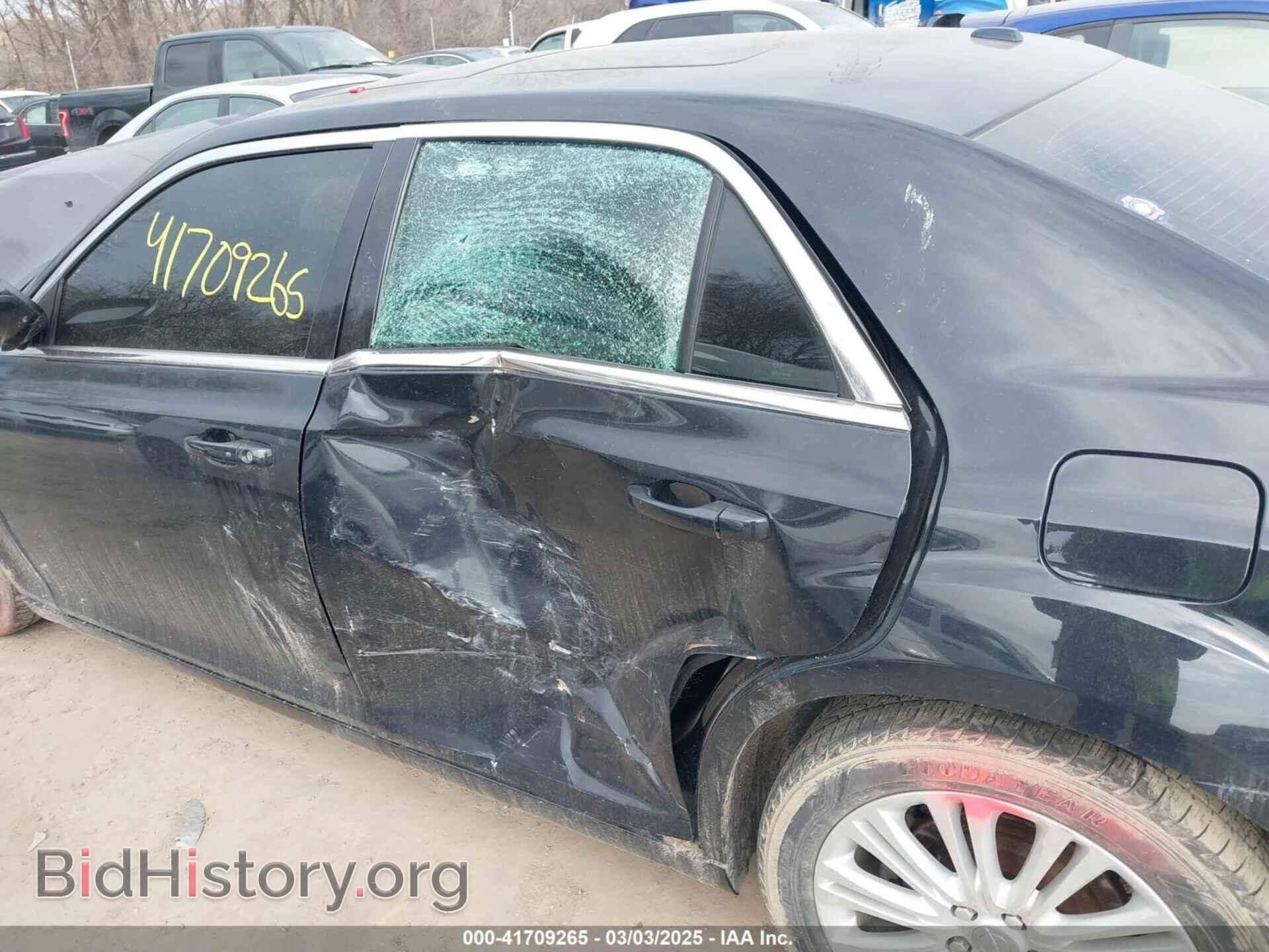 2014 CHRYSLER 300 - VIN: 2C3CCARG9EH356254 - Фото 17