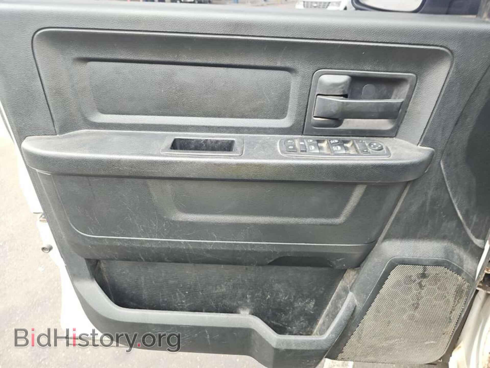 2018 RAM 1500 - VIN: 1C6RR7FG3JS136811 - Photo 4