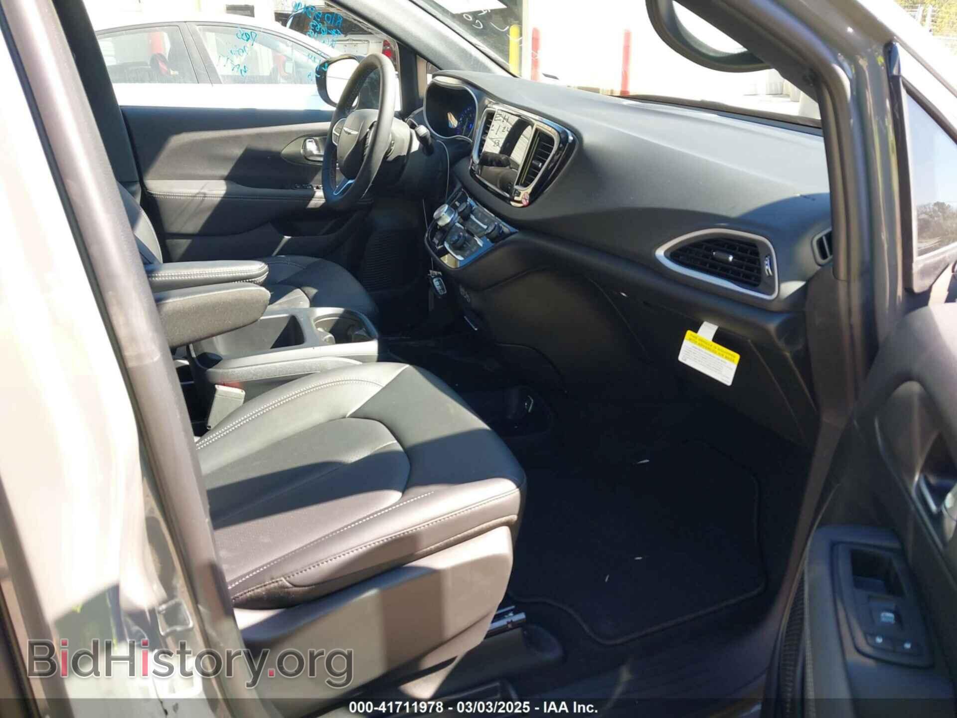 2025 CHRYSLER PACIFICA - VIN: 2C4RC1BG3SR532429 - Photo 5