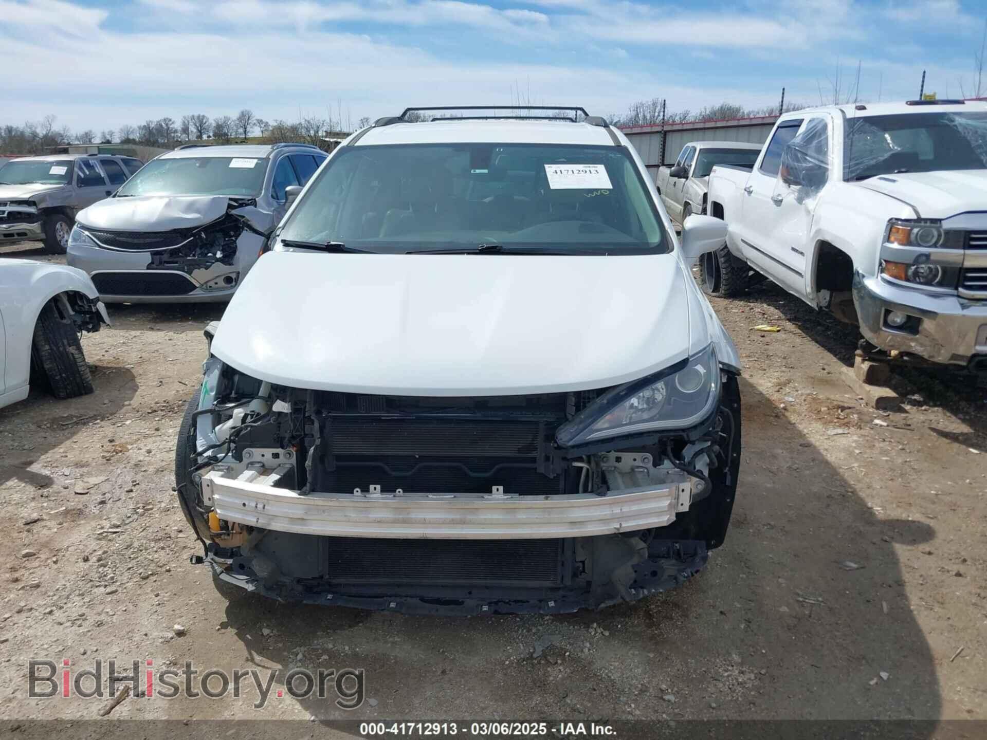 2017 CHRYSLER PACIFICA - VIN: 2C4RC1BG2HR524640 - Фото 13