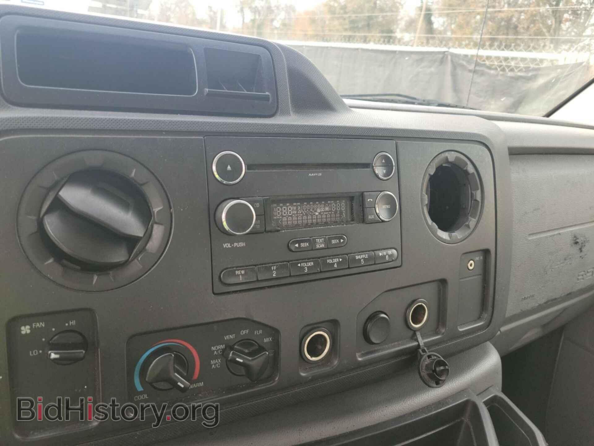 Photo 1FDXE4FL8CDA32034 - FORD E-450 CUTAWAY 2012